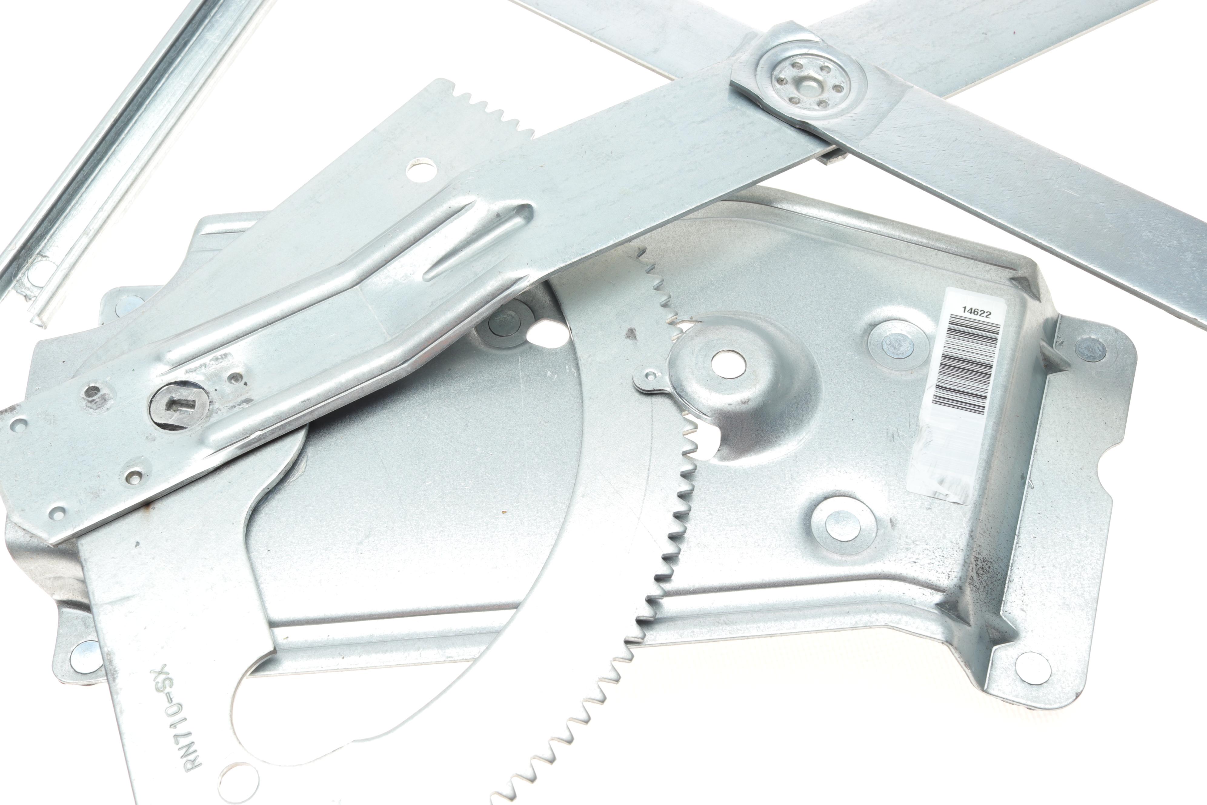 Склопідіймач (передній) Renault Megane 09- (L) (електро) (без моторчика)