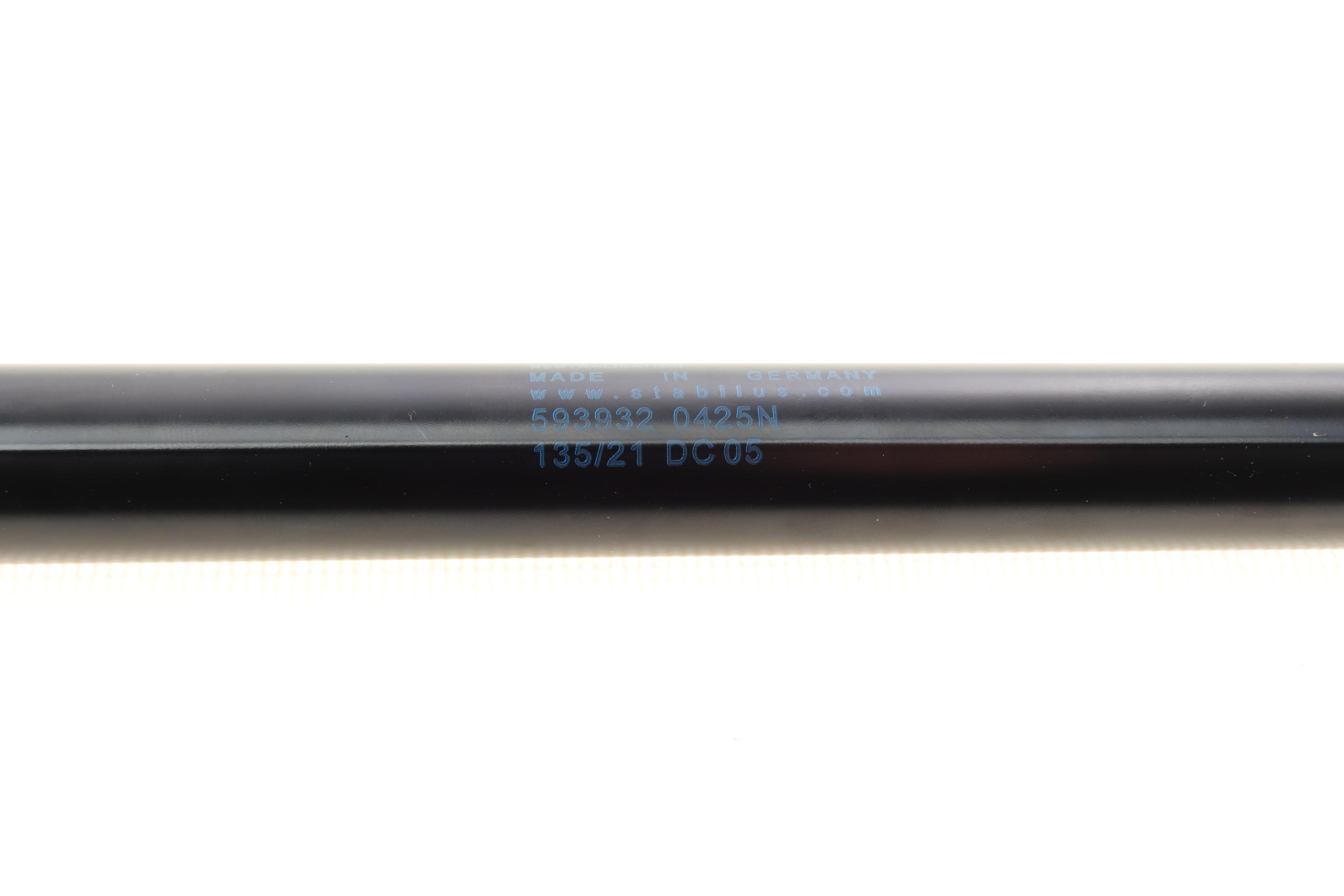 Амортизатор кришки багажника Nissan Qashqai II 13-