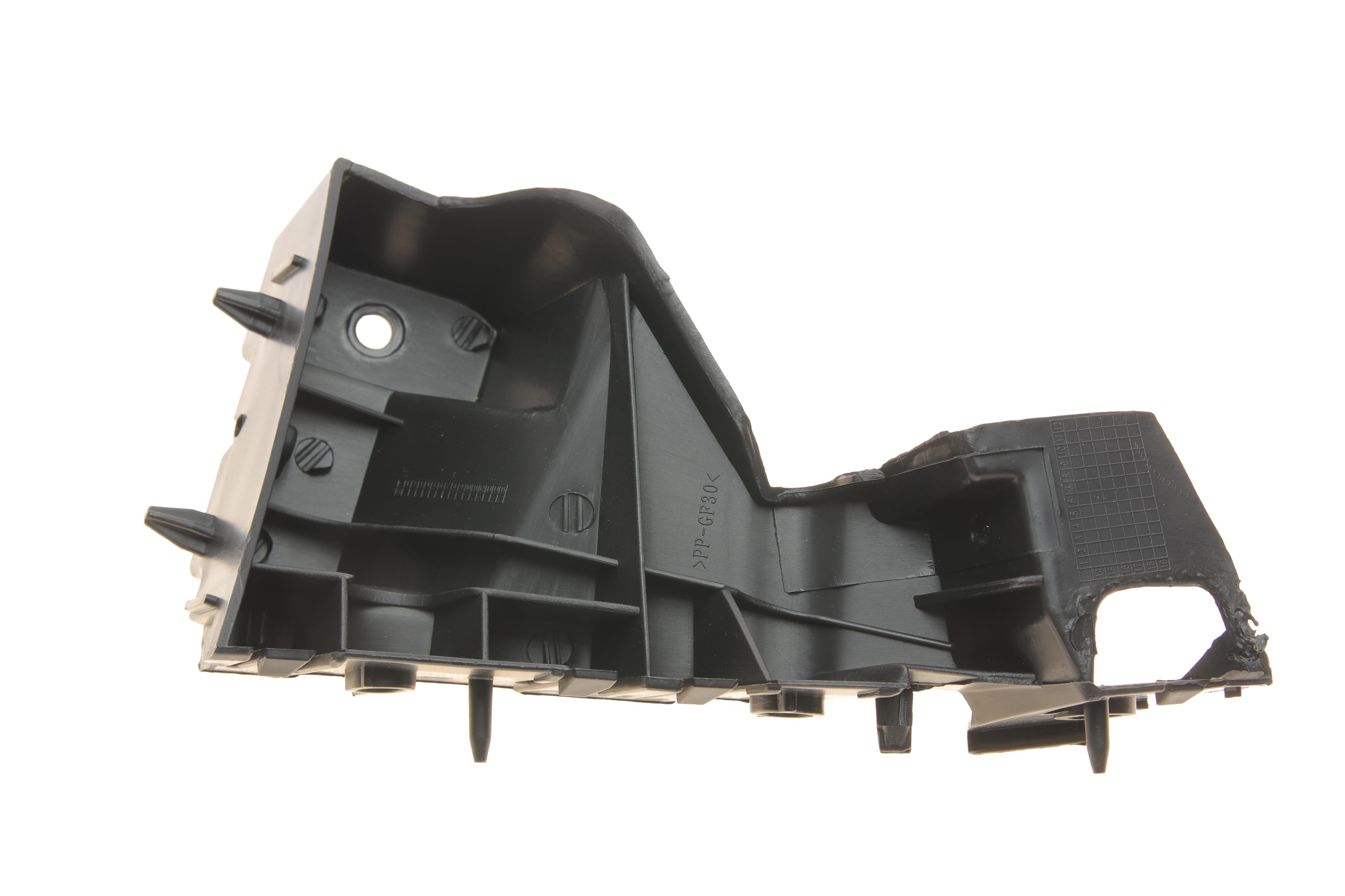 Кронштейн кріплення бампера (переднього/R) Audi Q5 08-17