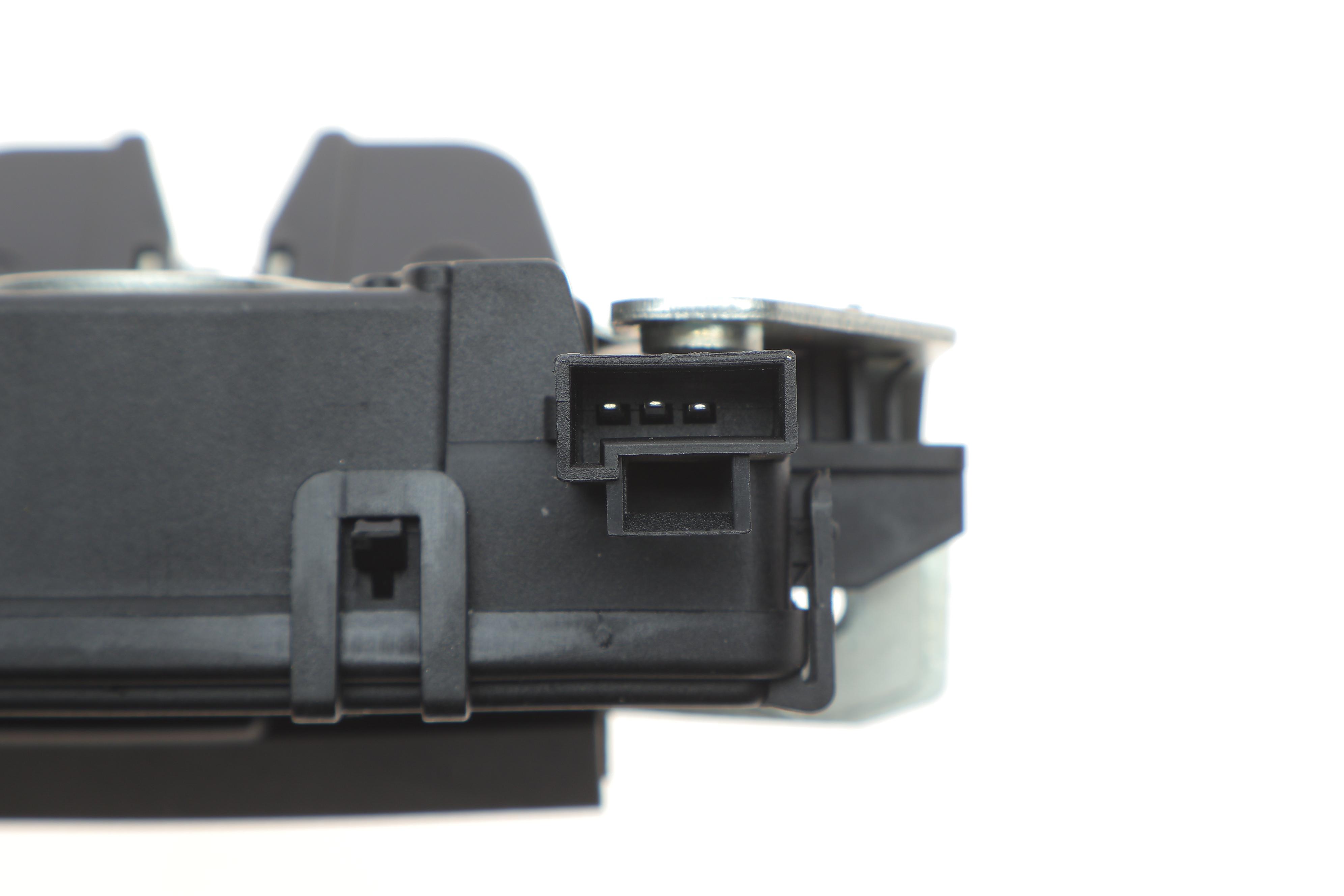 Замок кришки багажника Opel Astra H/Zafira 04-15