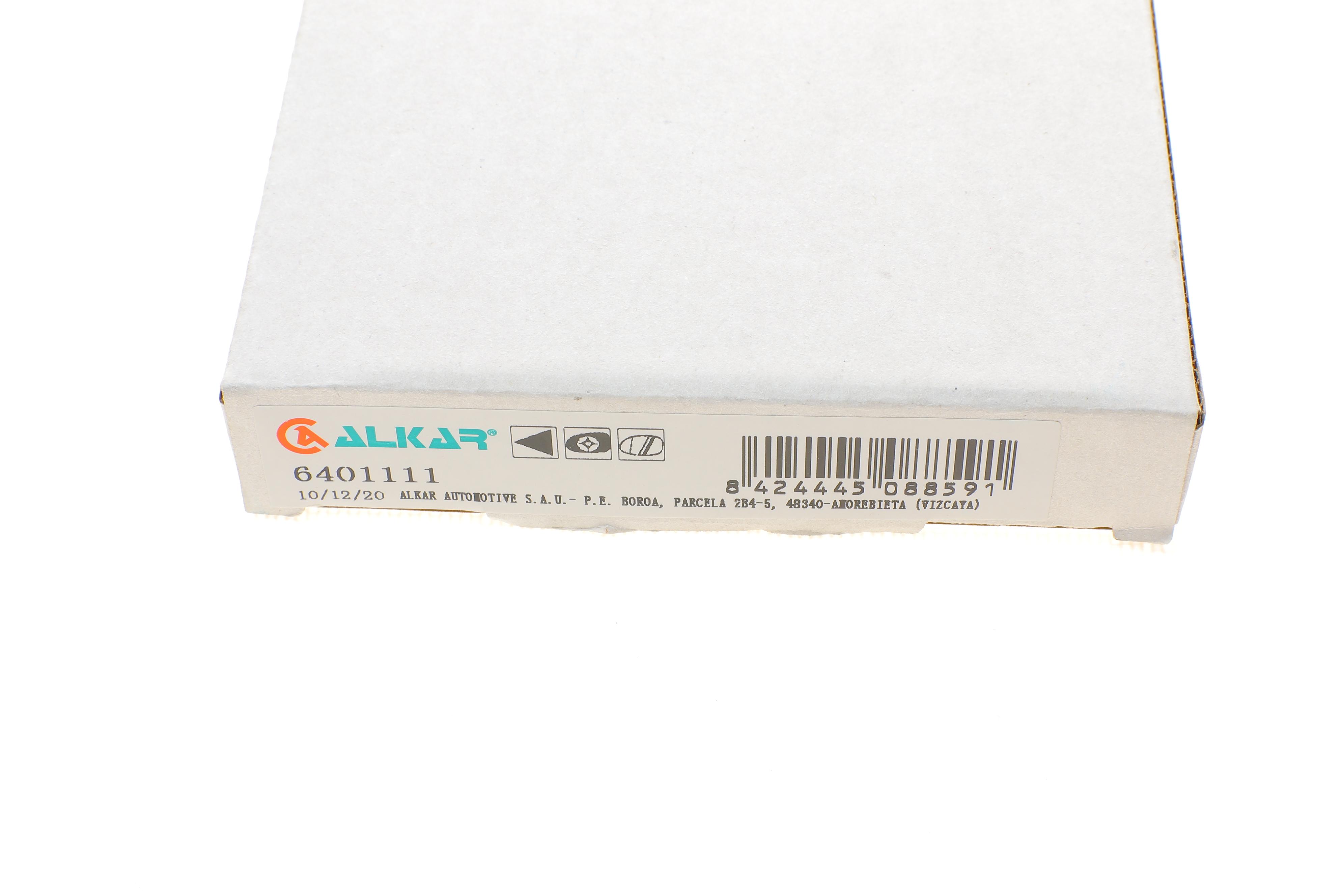 Скло дзеркала VW Polo 01-/Skoda Octavia 04-13 (L)