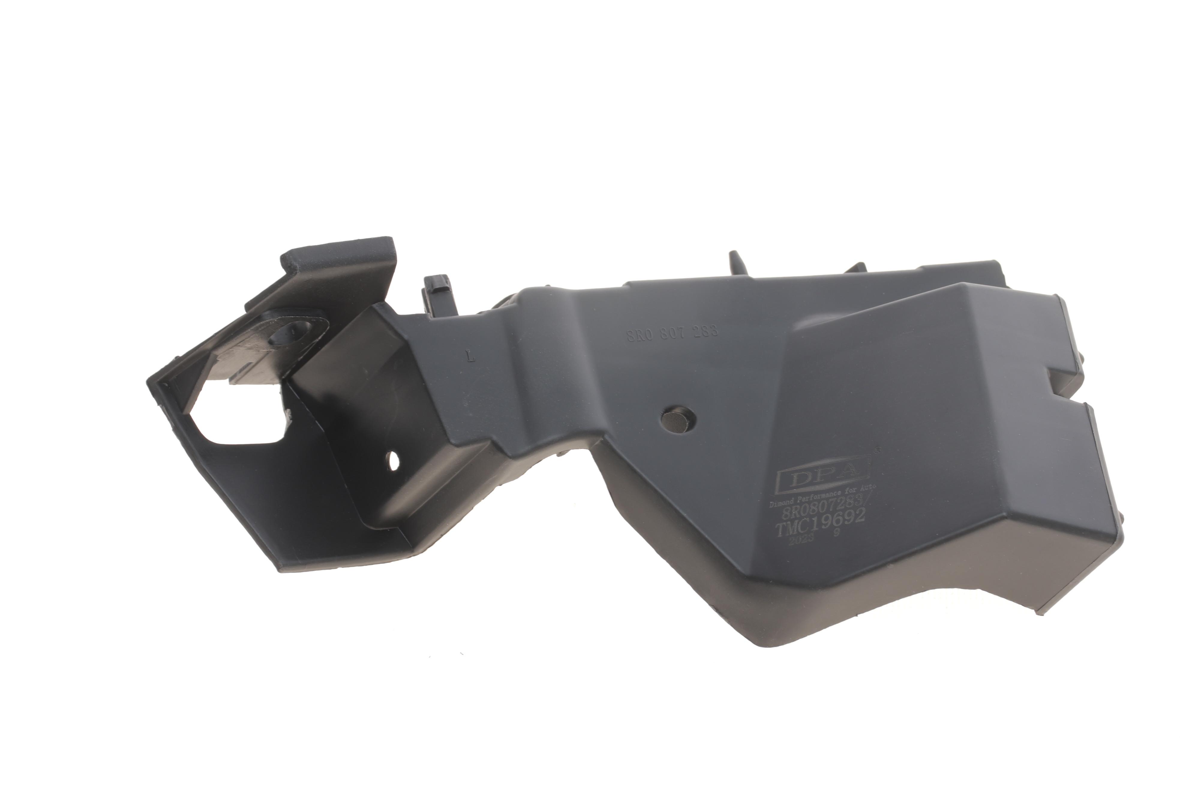 Кронштейн кріплення бампера (переднього/L) Audi Q5 08-17