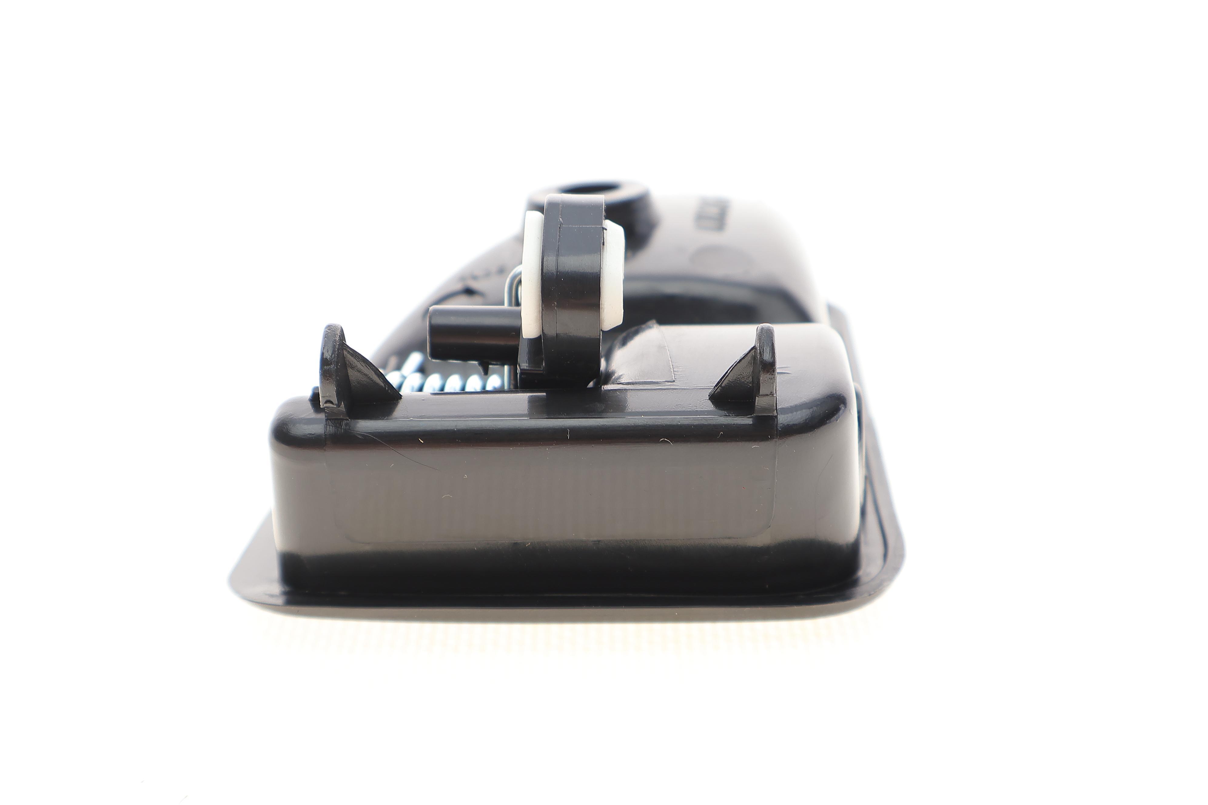 Ручка дверей (передніх/всередині) (R) Renault Kangoo 97-