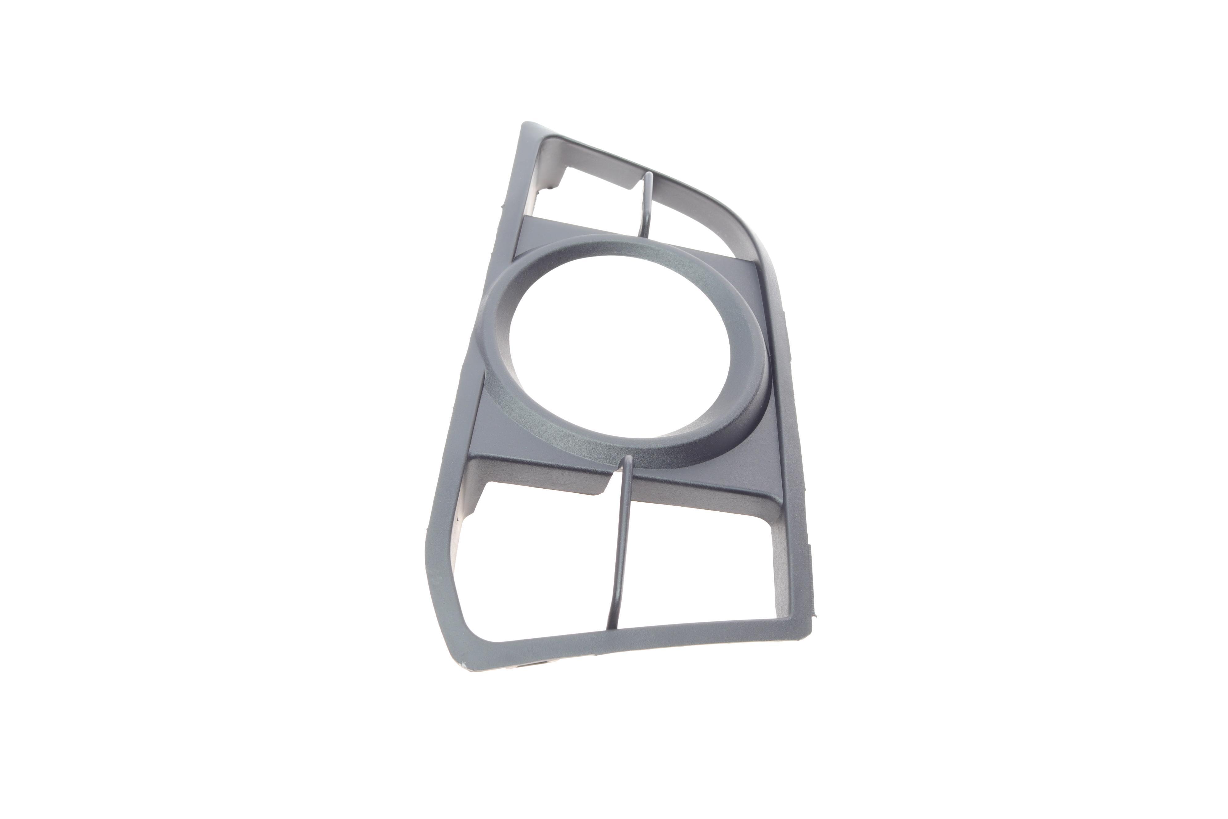 Вставка бампера (під протитуманку) BMW 5 (F10/F11) 09-17 (M-Technic) (R)