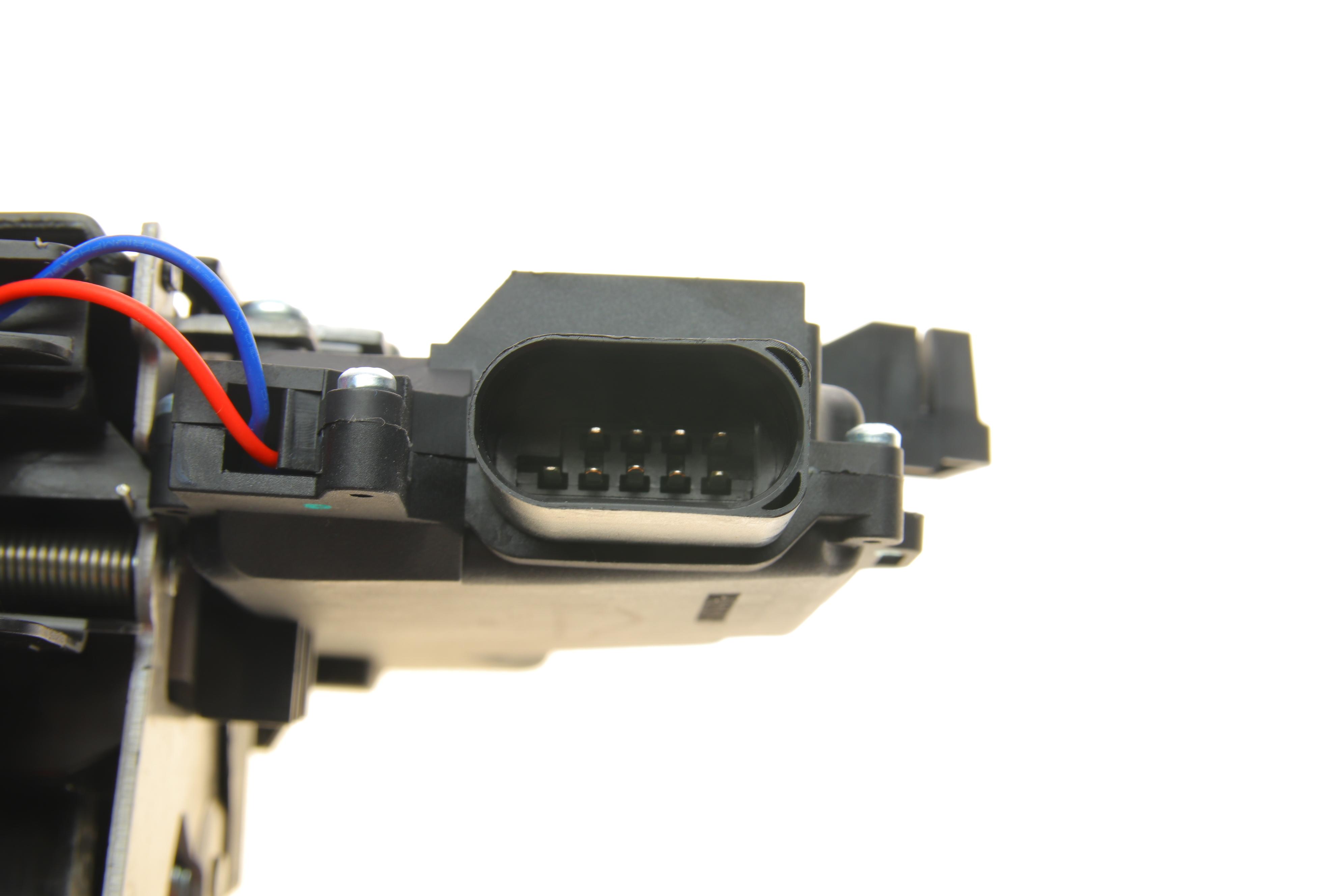 Замок дверей (передніх/L) Audi A4/A6 97-05