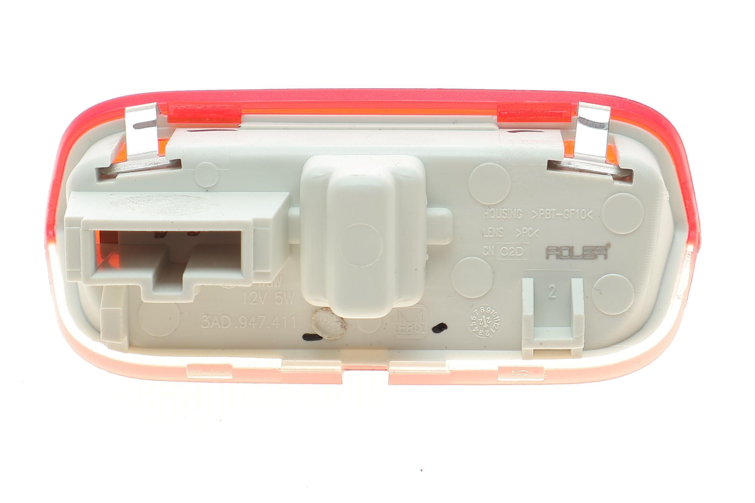 Ліхтар підсвітки салону VW Passat 05-