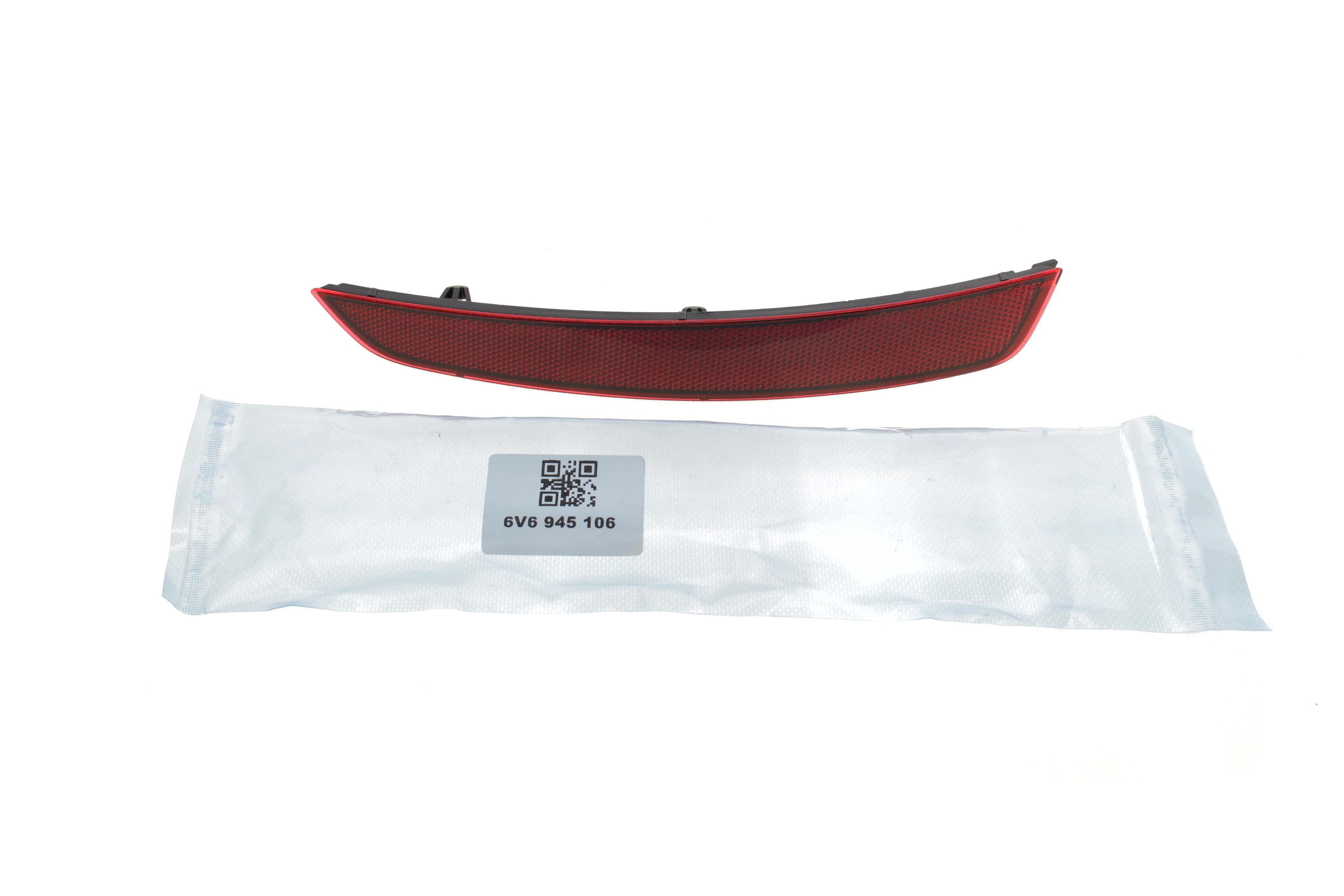 Світловідбивач бампера (заднього) Skoda Fabia 14- (R) (всередині OE)