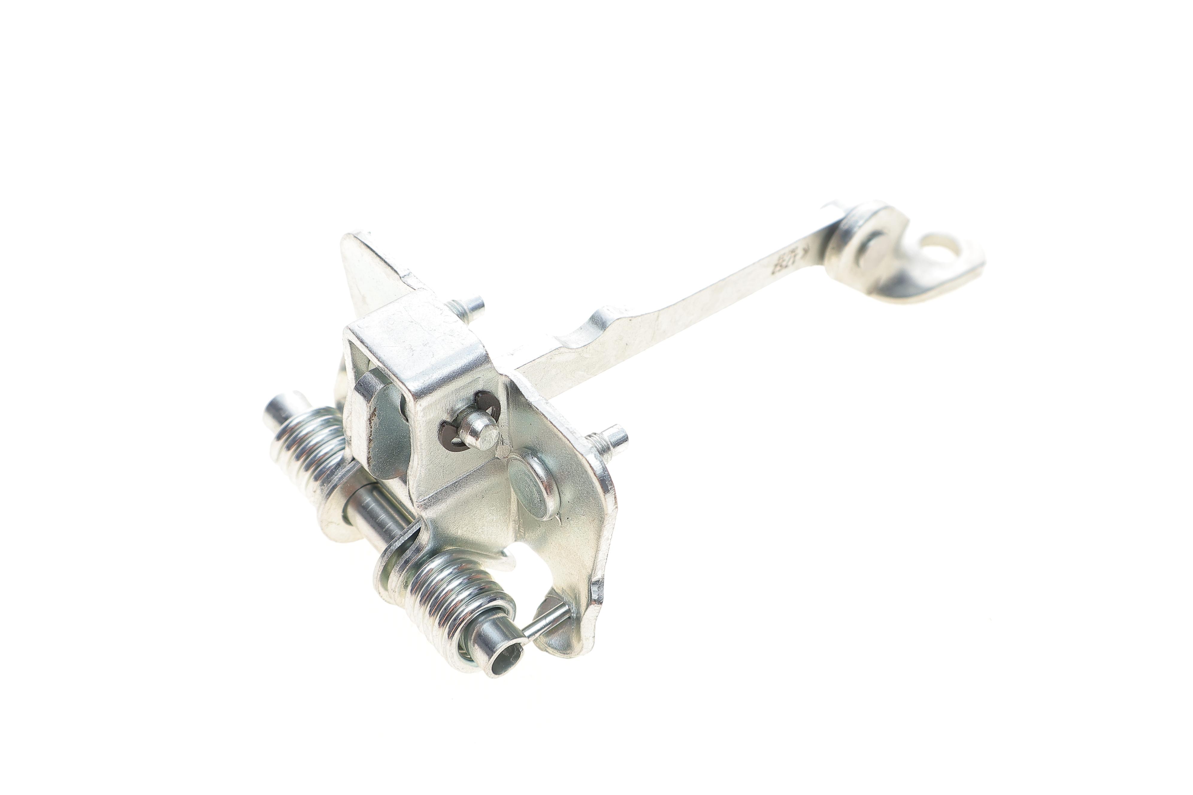 Обмежувач дверей Renault Logan/Sandero/Duster 04-