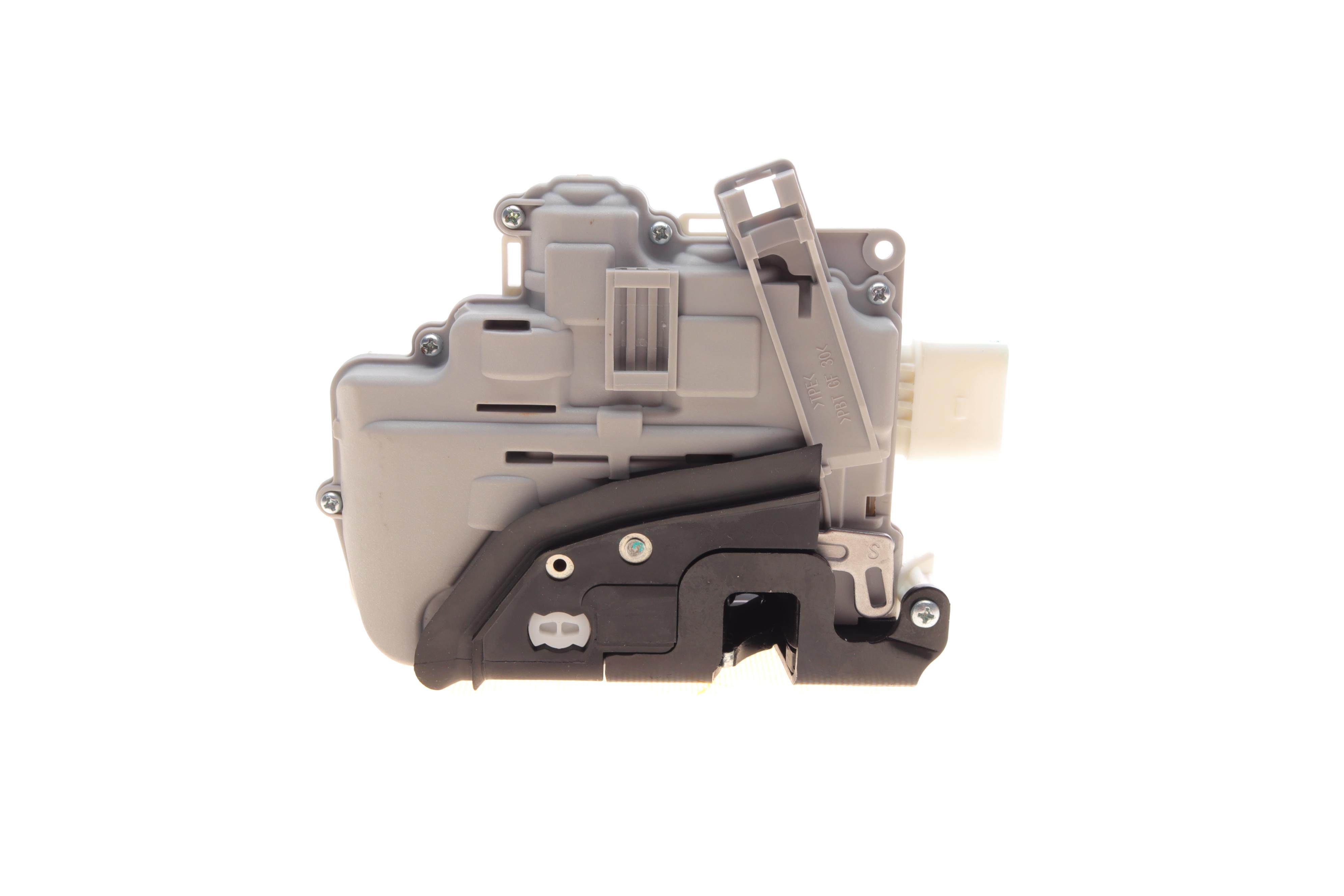 Замок дверей (передніх/L) Audi A4 04-08/Seat Exeo 09-13