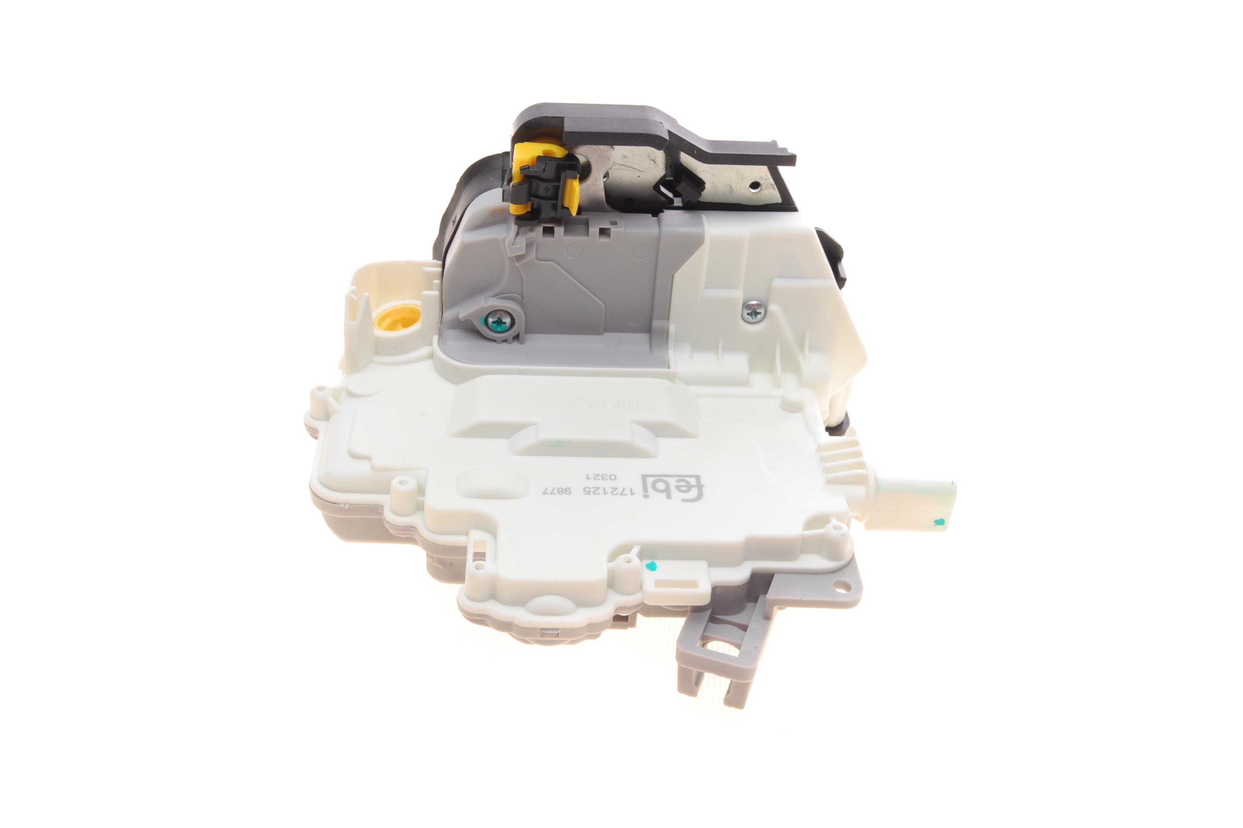 Замок дверей (передніх/L) Audi A4 04-08/Seat Exeo 09-13