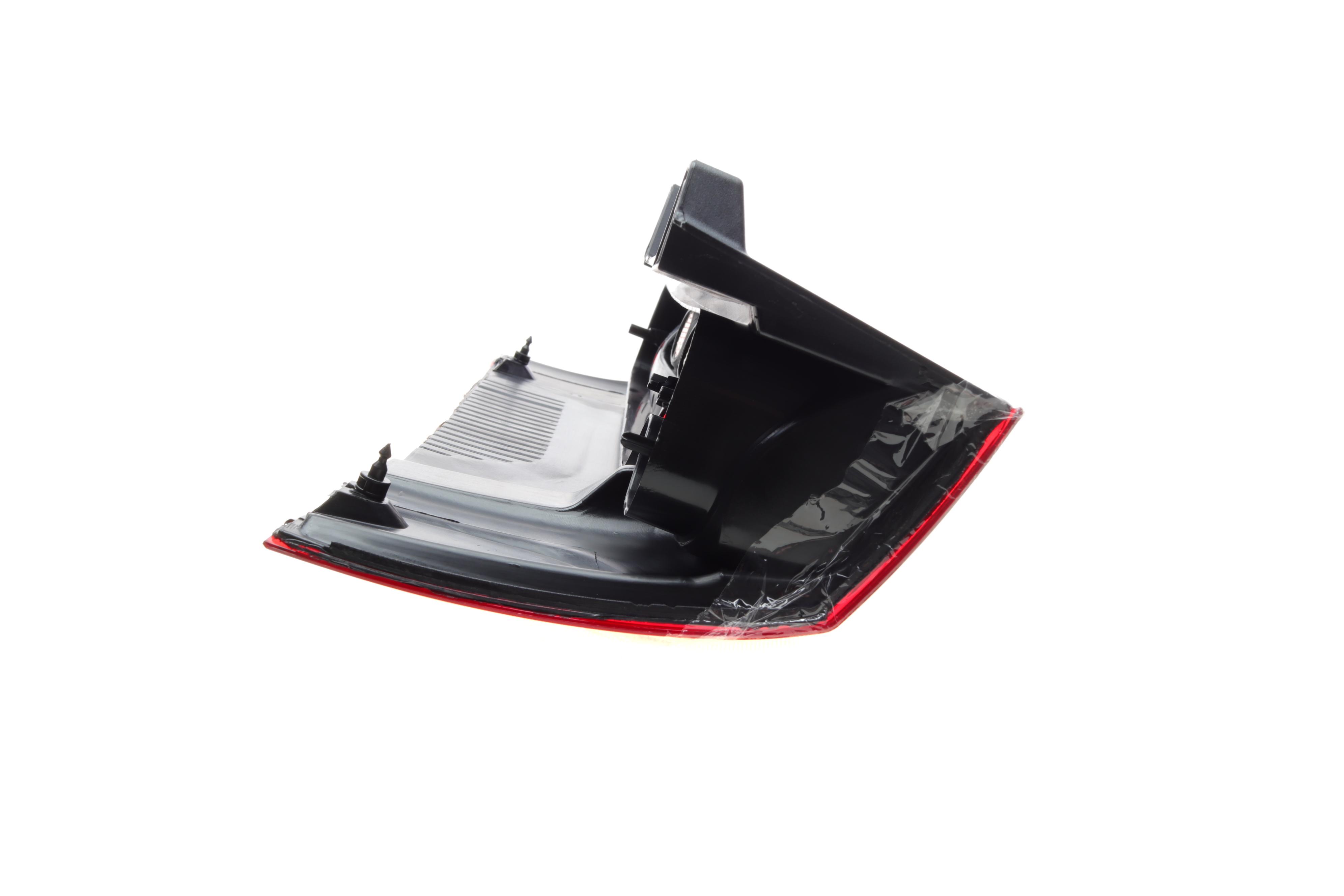 Ліхтар задній MB Sprinter W910 19- (R)