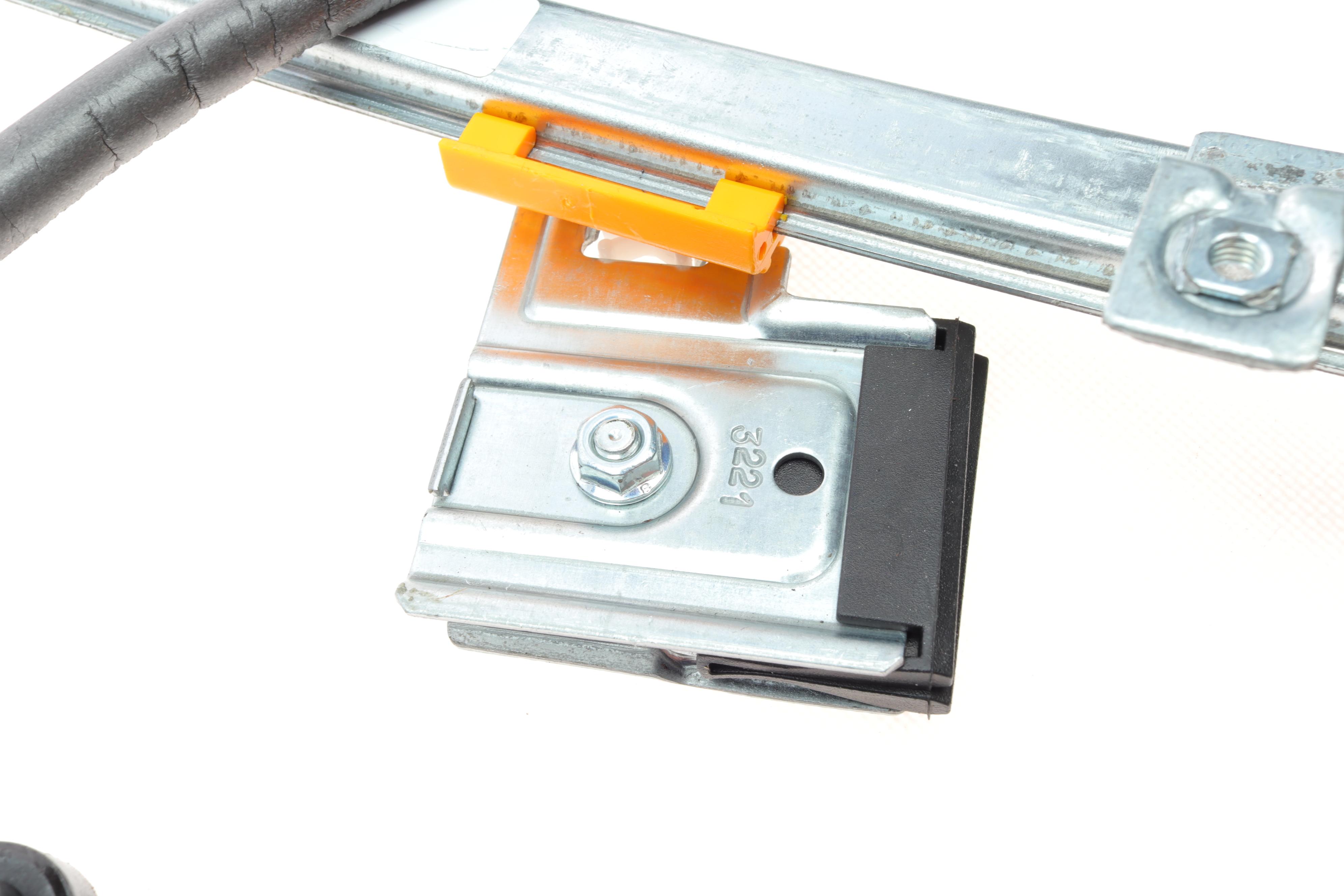 Склопідіймач (передній) VW Passat 05-10 (R) (електро) (без моторчика)