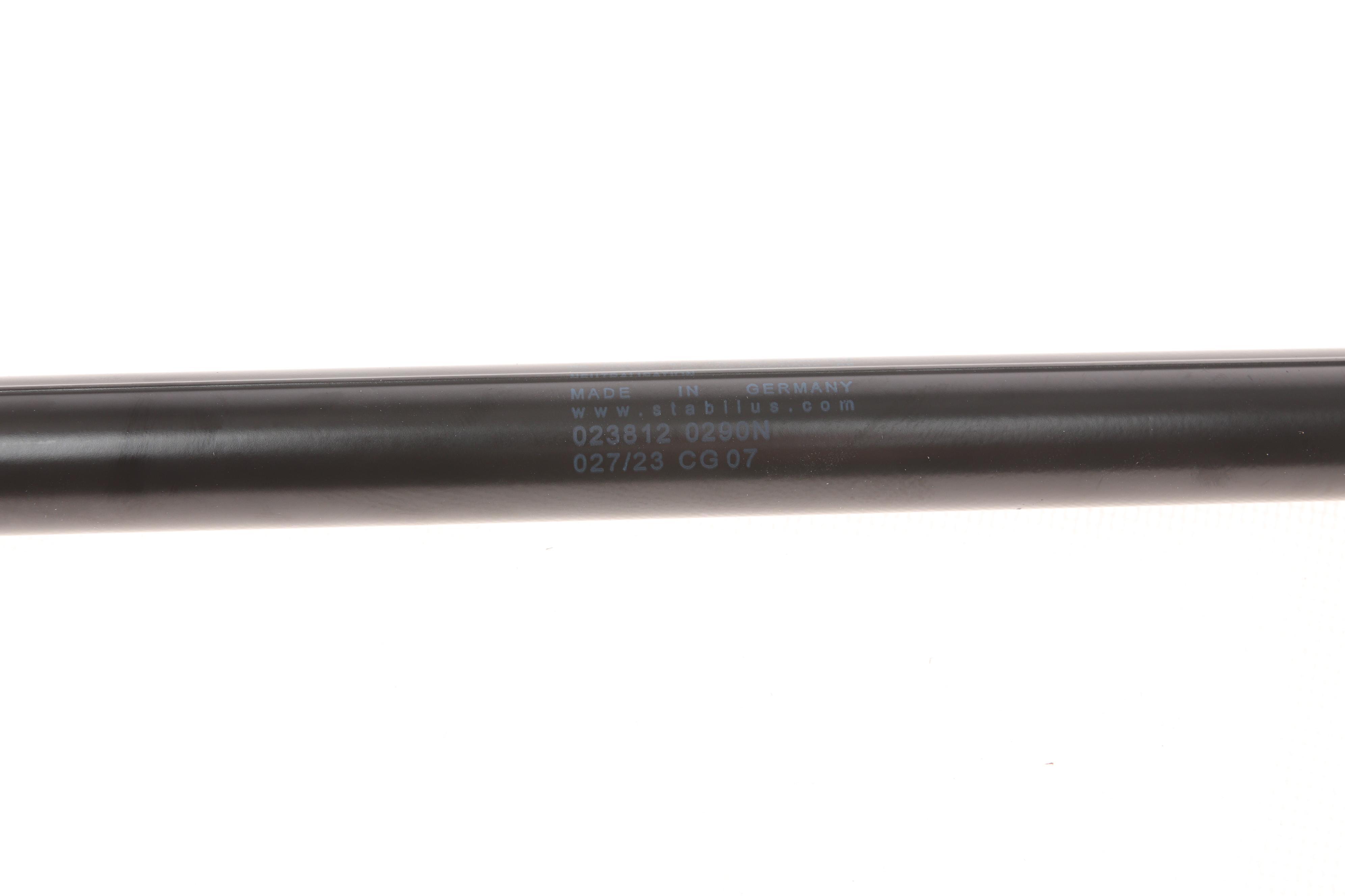 Амортизатор капоту Audi A3 1.2-2.0 TSI/TDI 04-