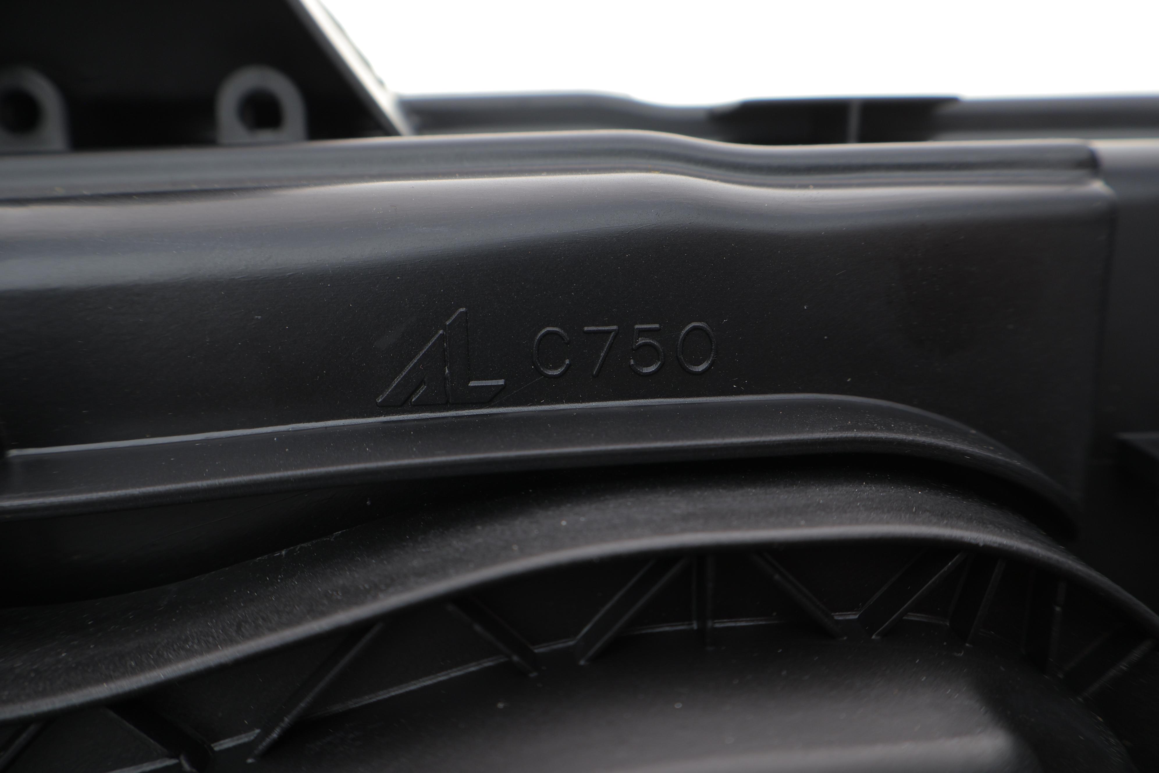 Фара (R) Fiat Ducato 02- (H7/H1)