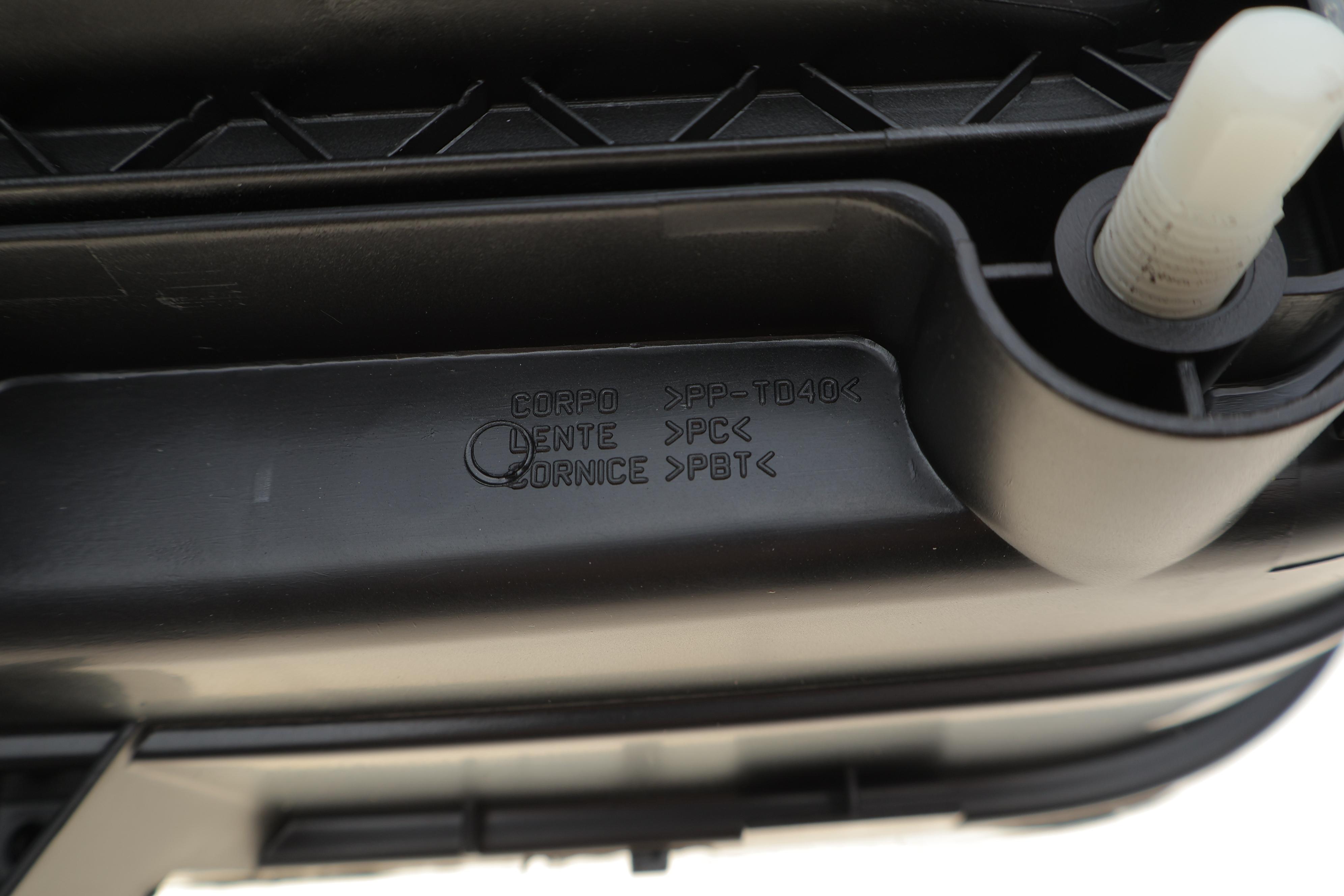 Фара (R) Fiat Ducato 02- (H7/H1)