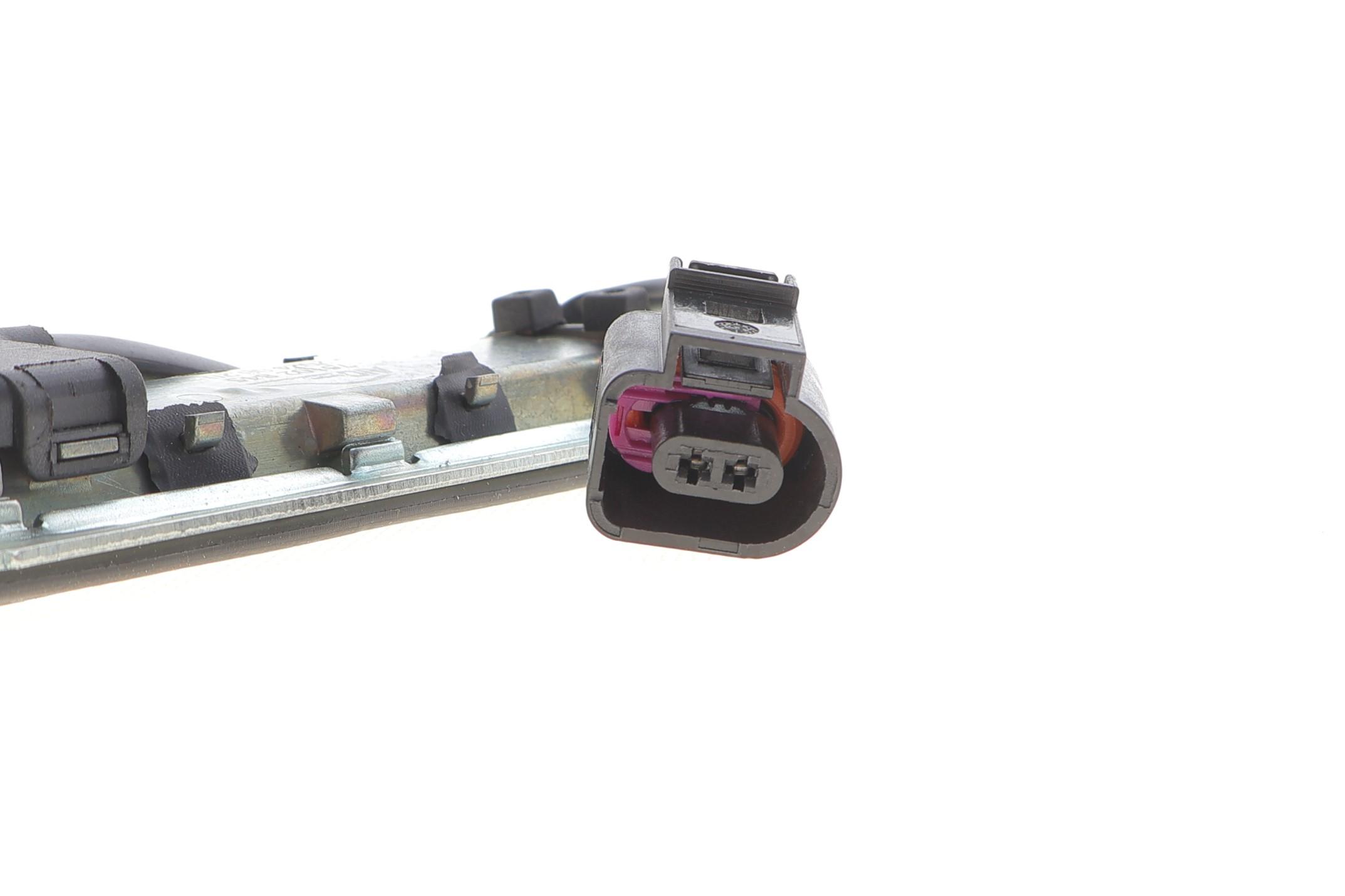 Ручка відкривання багажника VW Passat 00-05