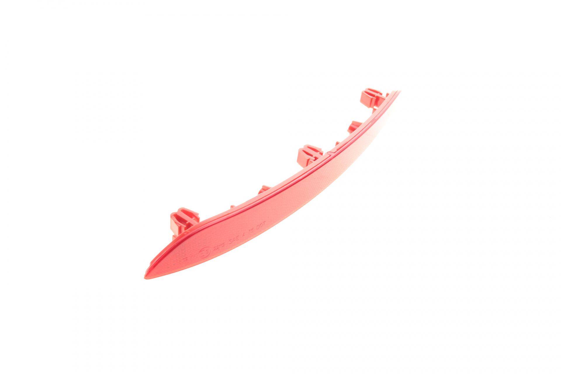 Світловідбивач бампера (заднього) BMW 5 (G30/F90) 16- (L)