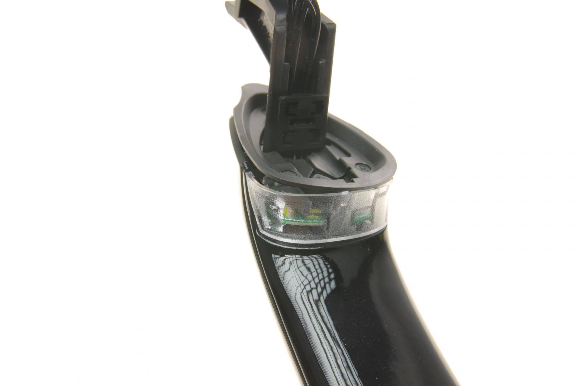 Ручка дверей (R) BMW 5 (F10/F07)/7 (F01-F04) 08-16 (чорна)