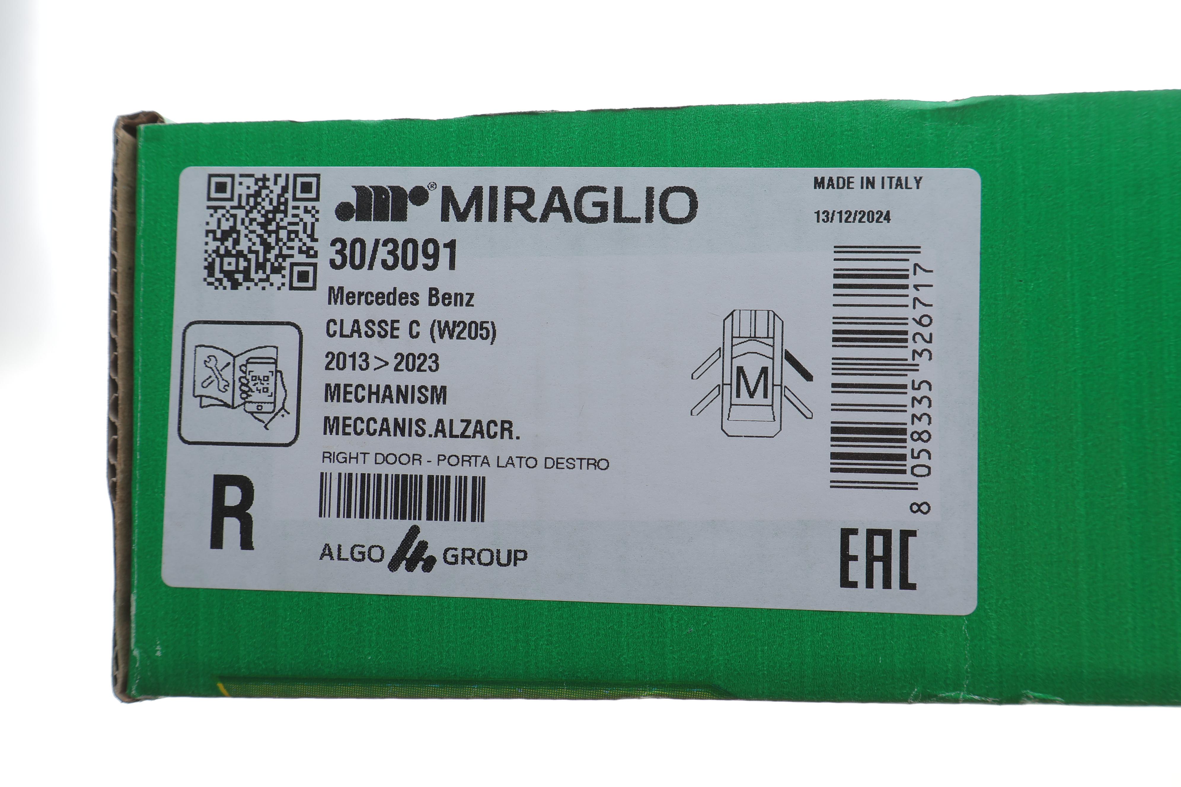 Склопідіймач (передній) MB C-class (W205/S205) 14- (R) (електро) (без моторчика)