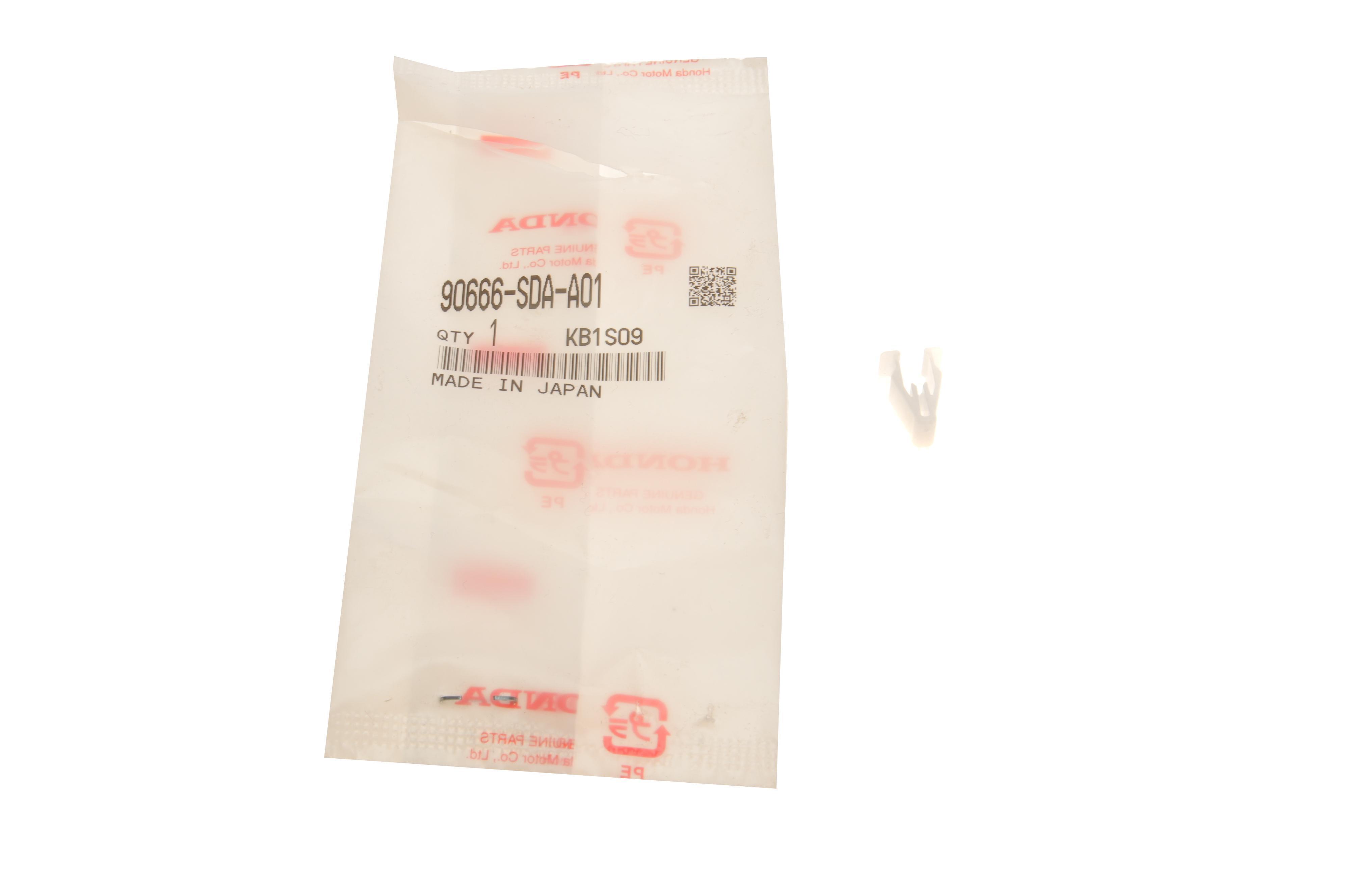 Кліпса кріплення Honda Accord 03-/Civic 01-12