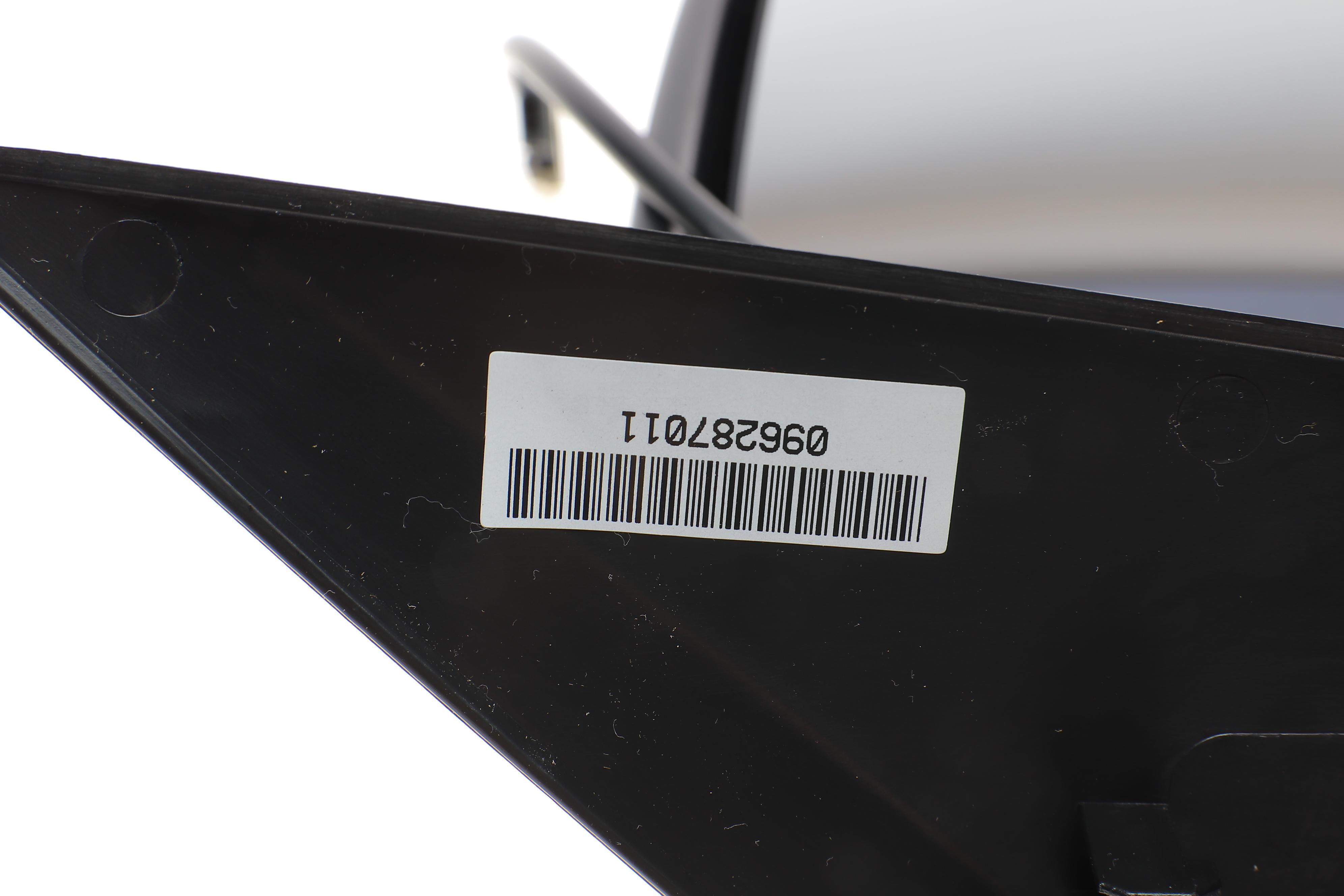 Дзеркало заднього виду MB Sprinter/VW Crafter 06- (R) (механ/з повор.)