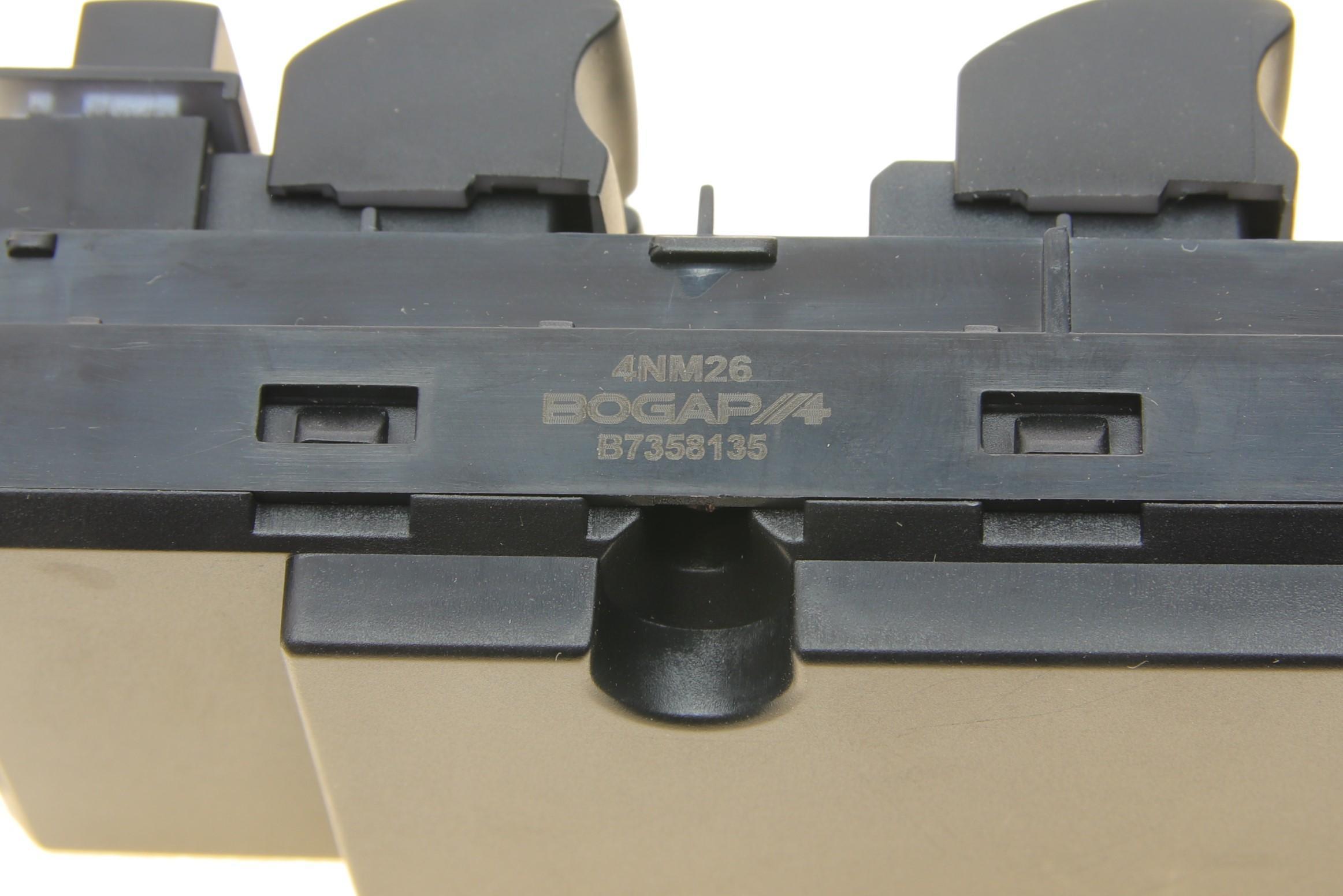 Кнопка склопідіймача (L) BMW 5 (E60) 03-10 M57/N43/N52/N53/N62 (блок)