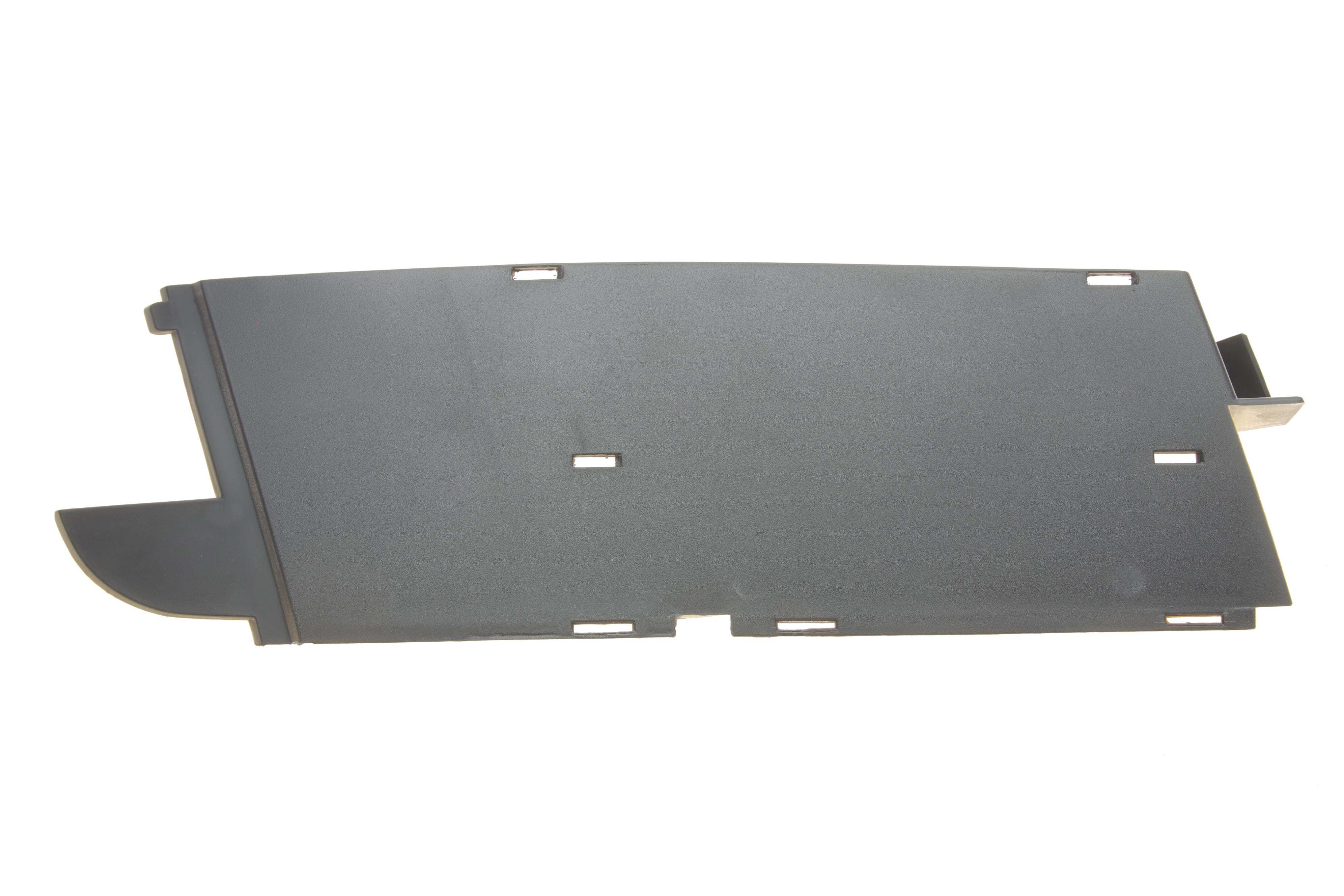 Вставка бампера (під протитуманку) Audi Q7 06-10 (R)