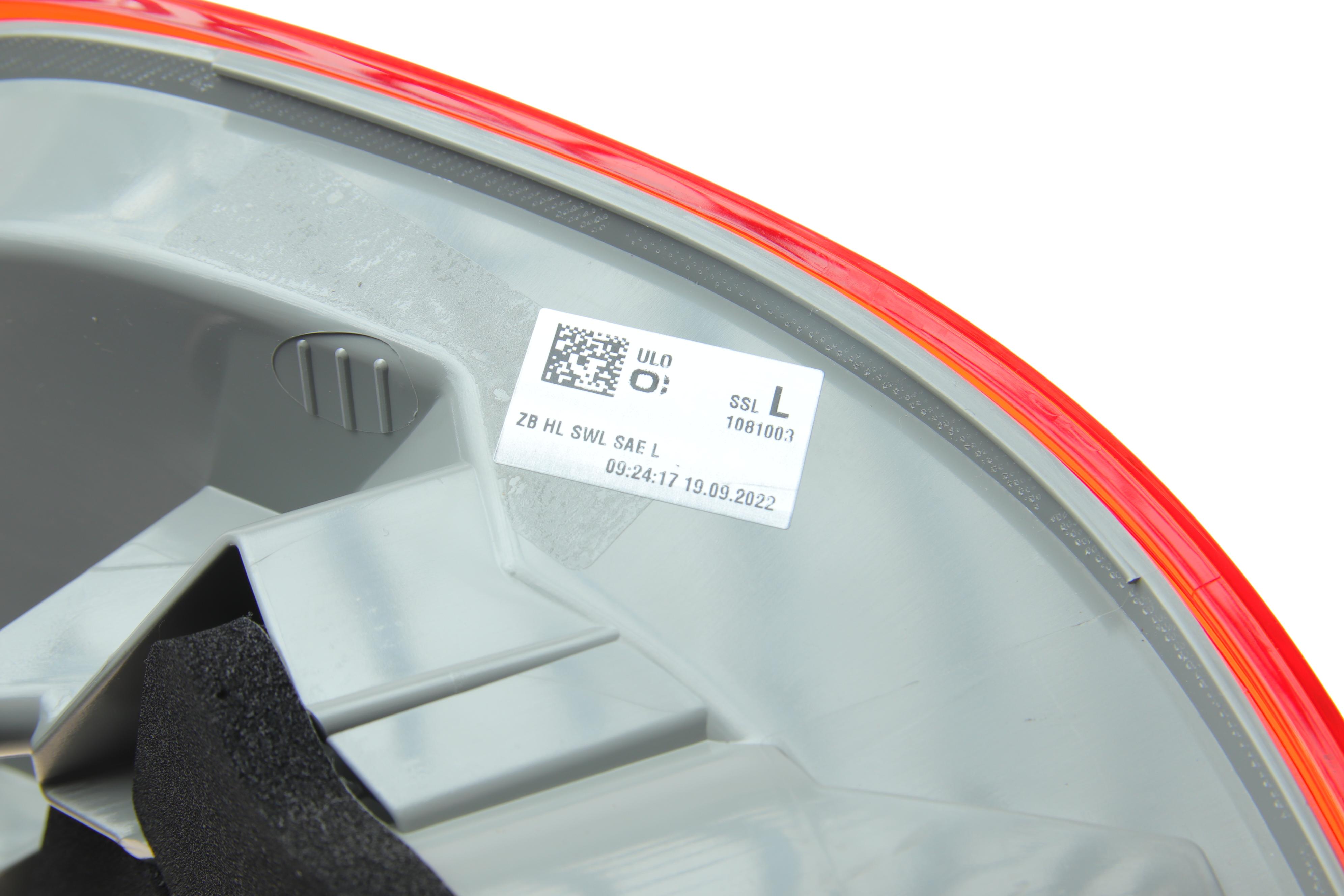 Ліхтар задній BMW 3 (E93) 10-13 (L)