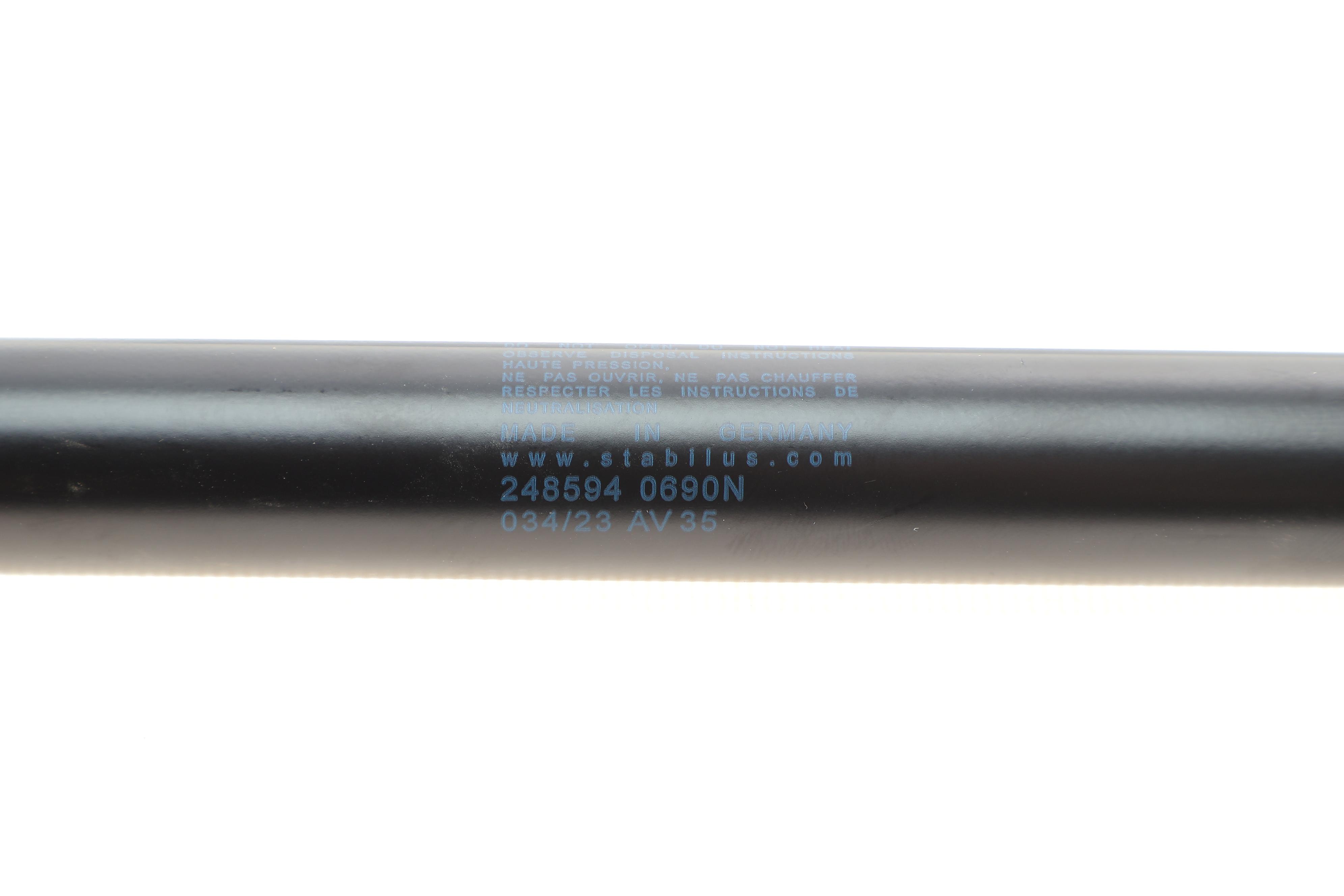 Амортизатор кришки багажника Audi 00-05