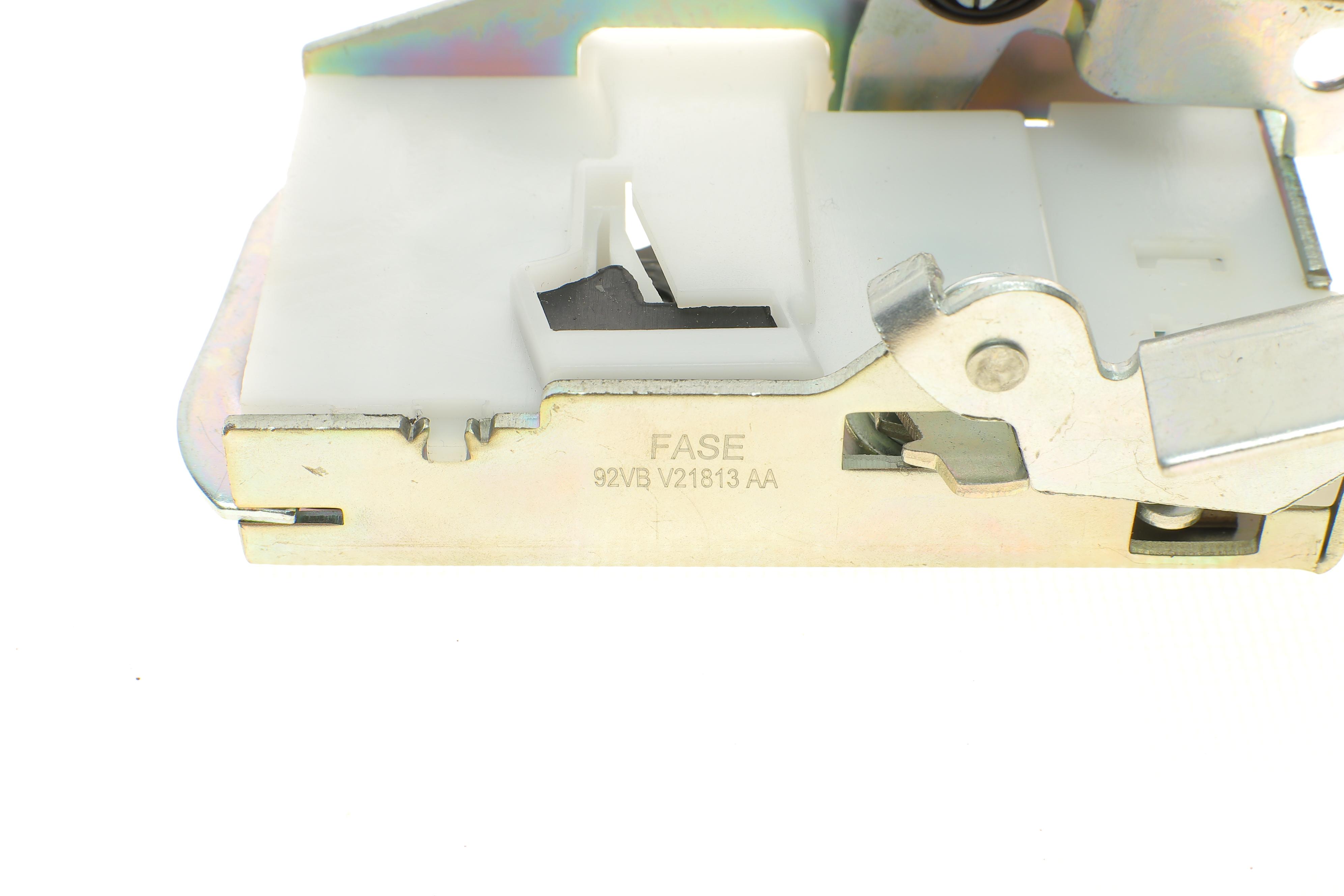 Замок дверей (передніх/L) Ford Transit 91-00