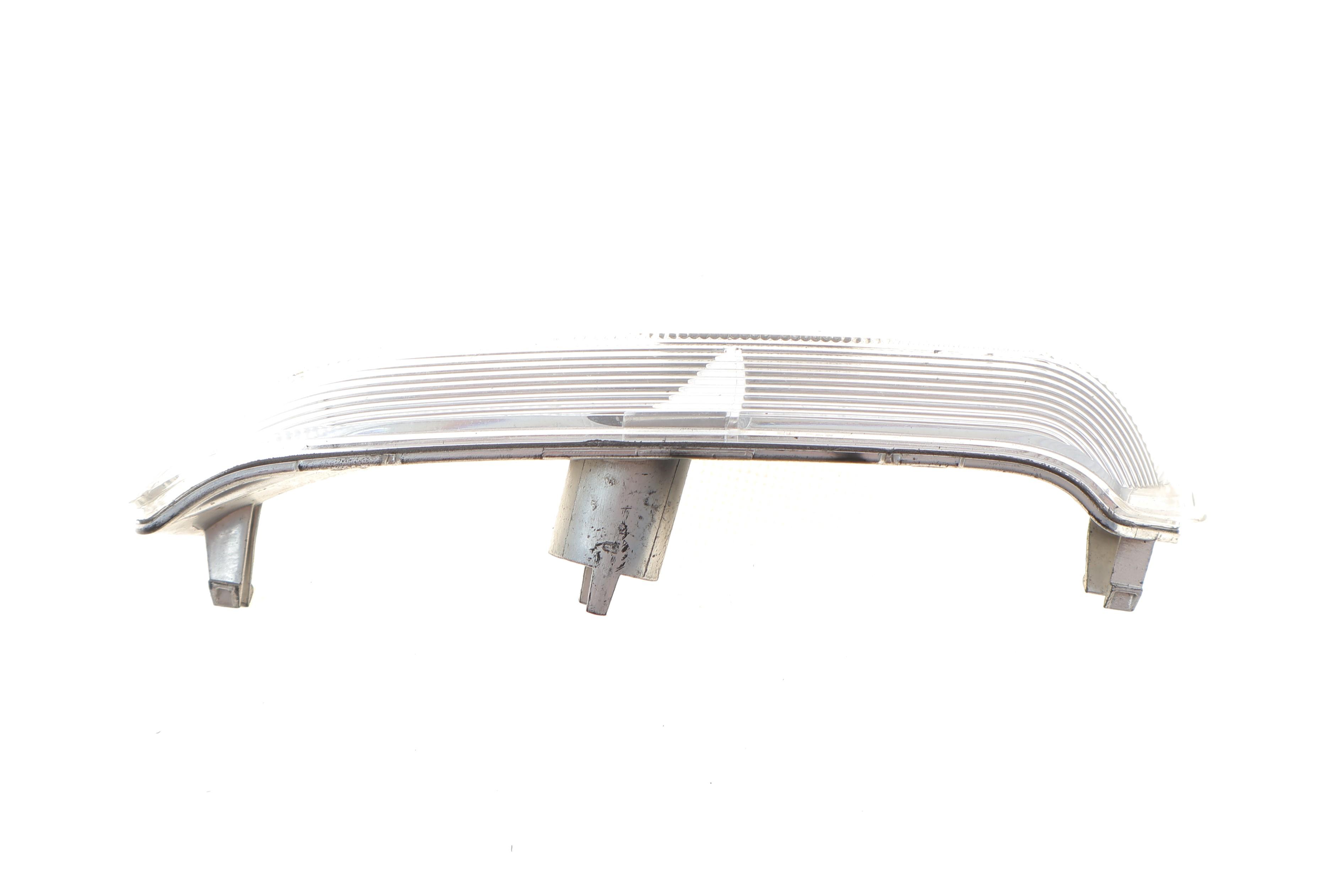 Повторювач повороту на дзеркало Ford Transit Custom 23- (L)