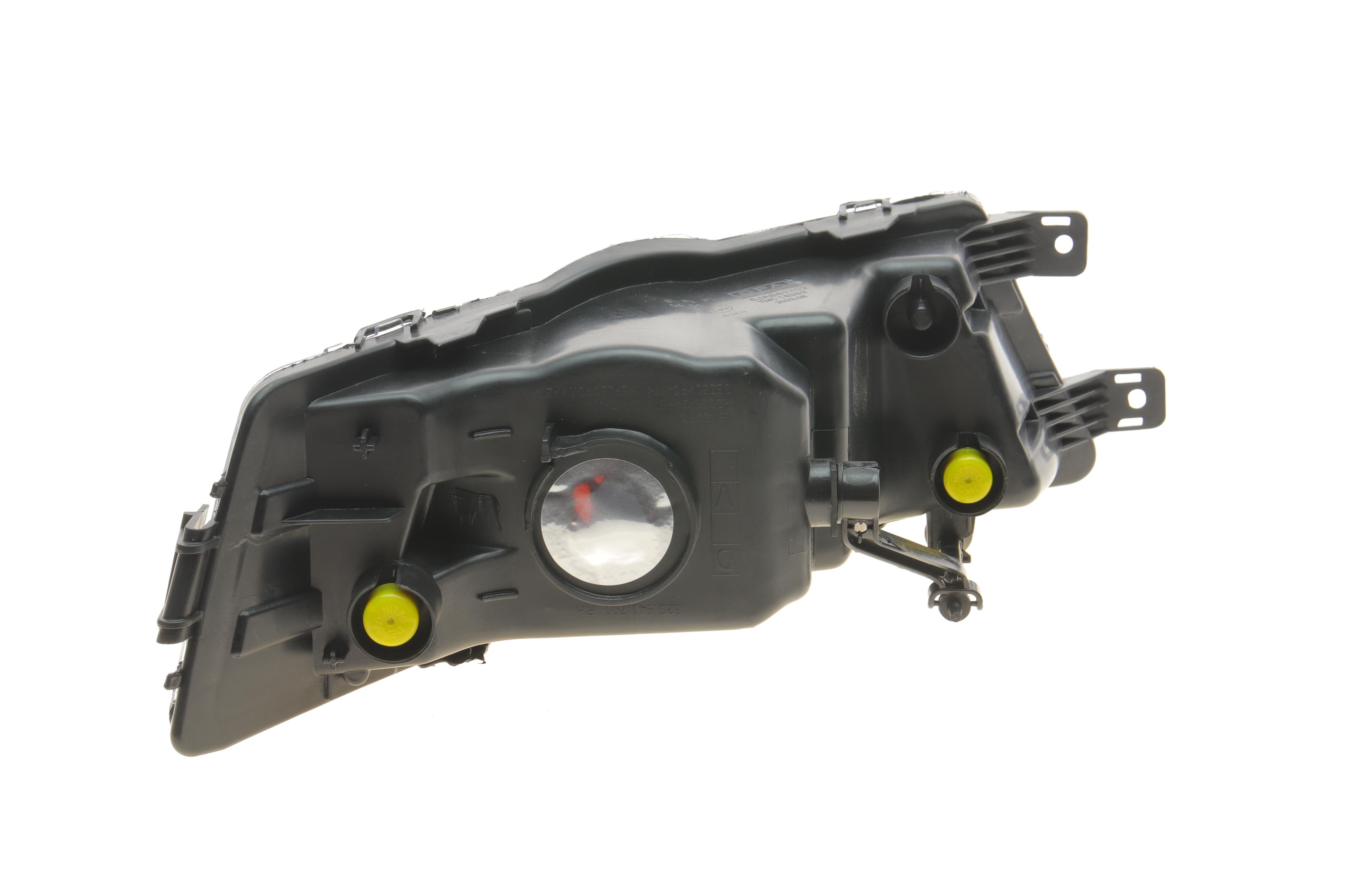 Фара протитуманна Skoda Rapid 12- (R)