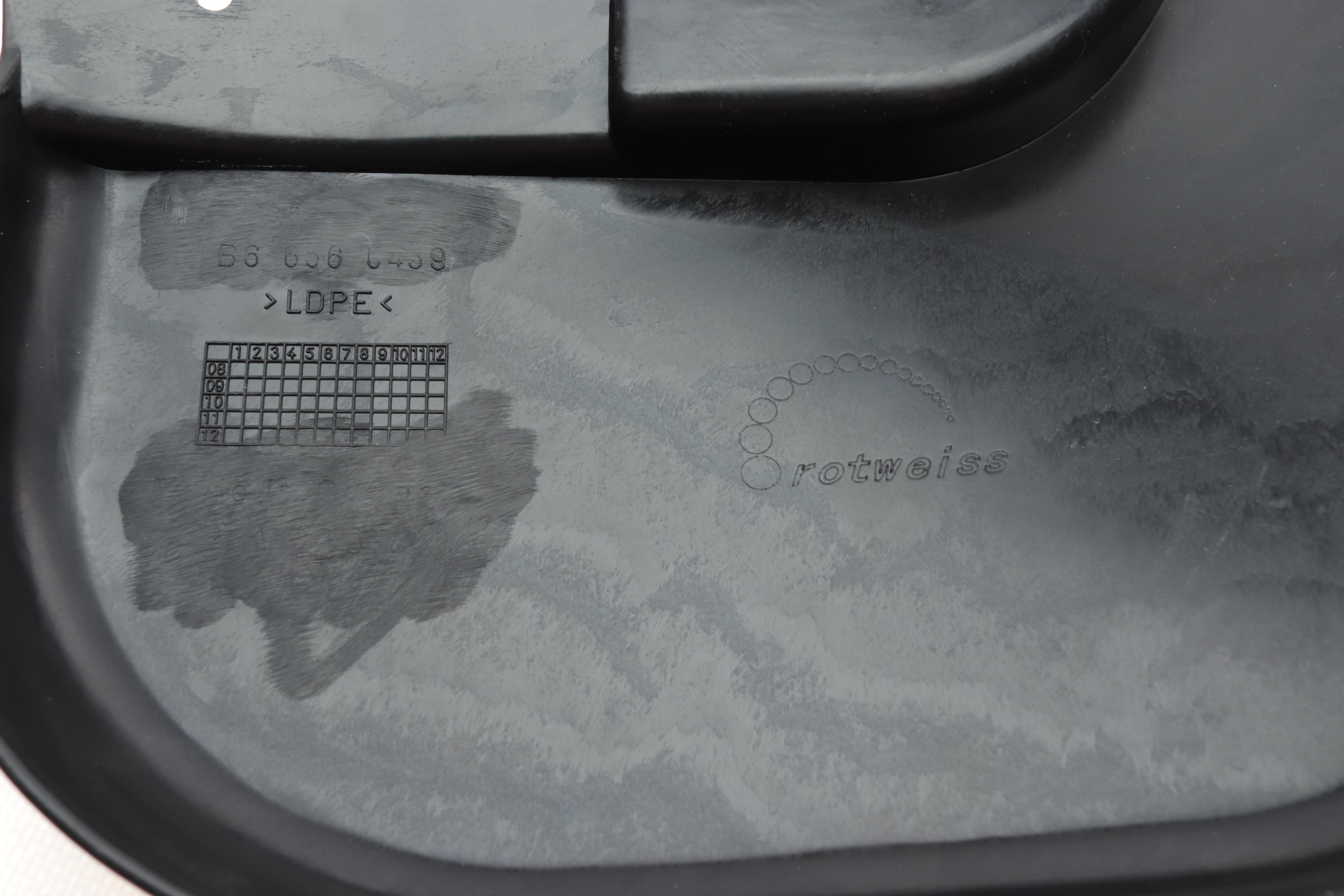 Бризковик (задній) (L) MB Vito (W639) 03-