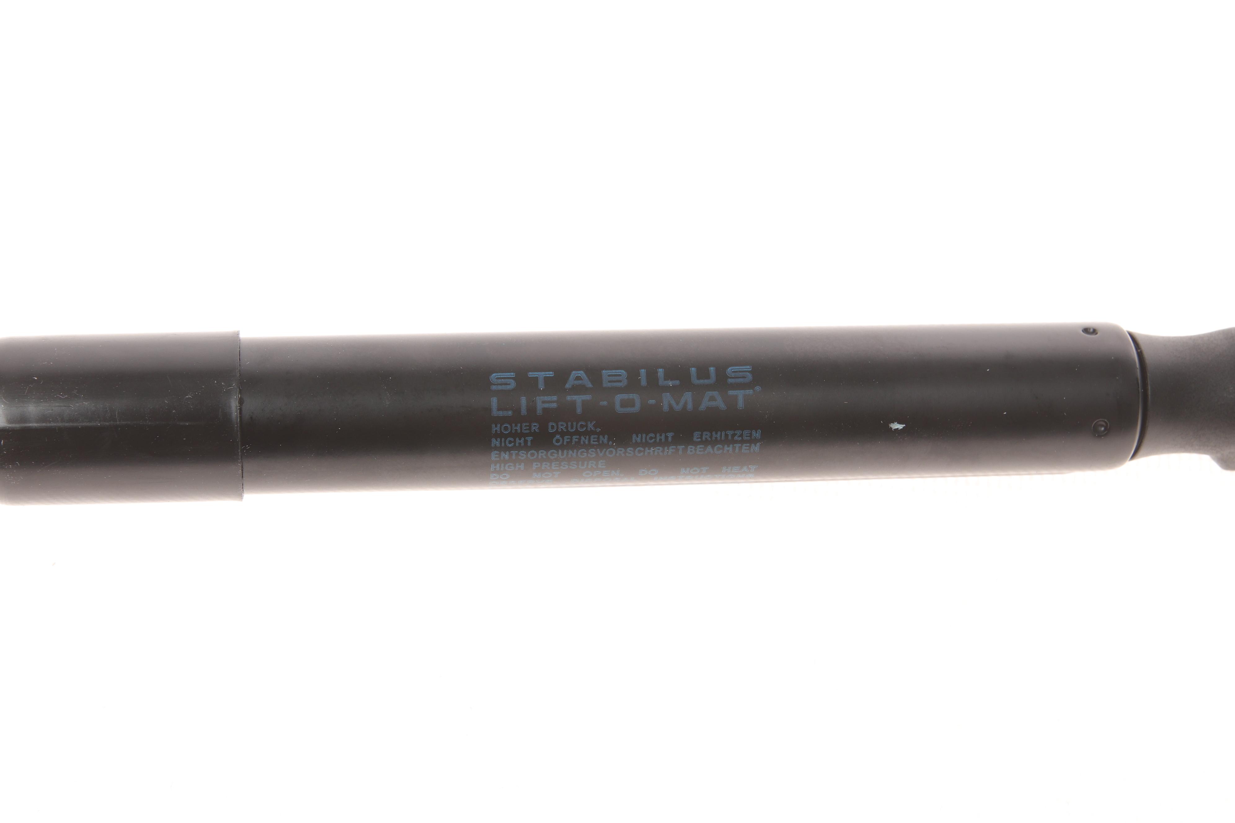 Амортизатор кришки багажника Skoda Superb 01-08