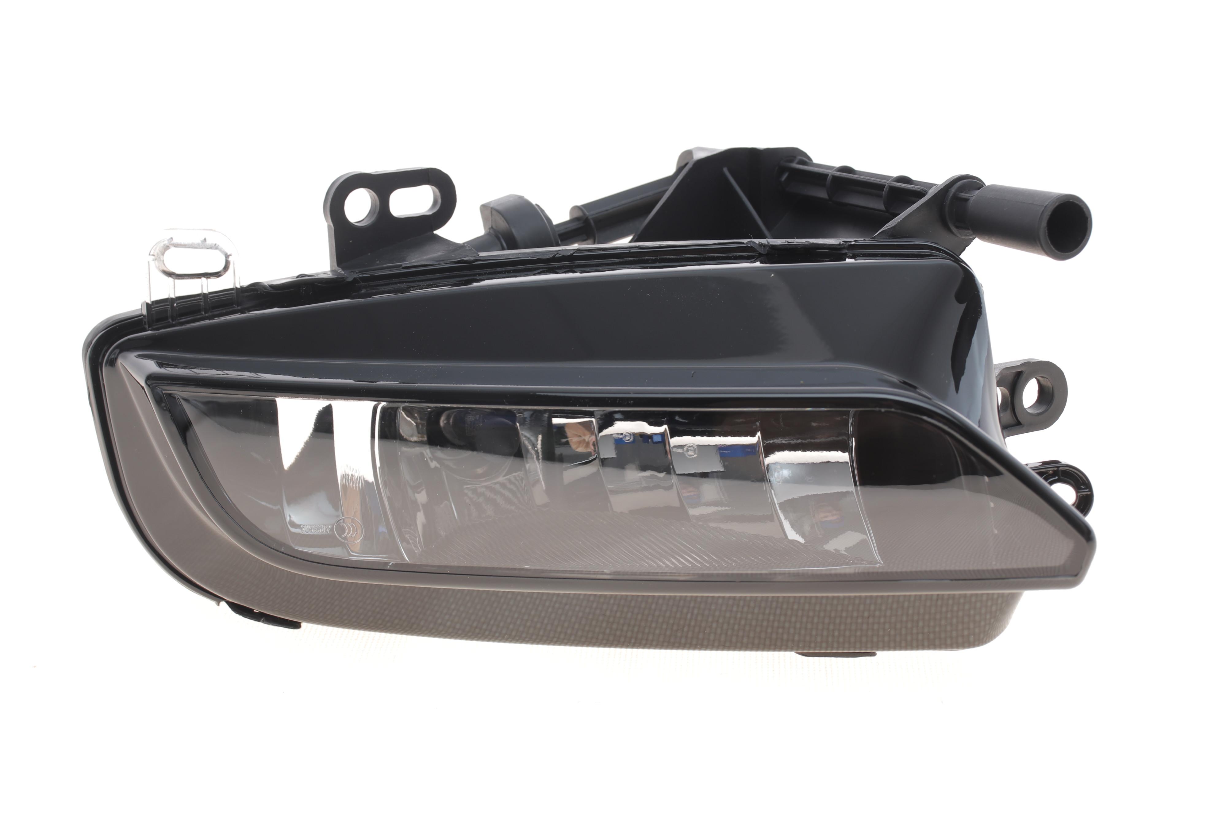 Фара протитуманна Audi A3 12-17 (L)