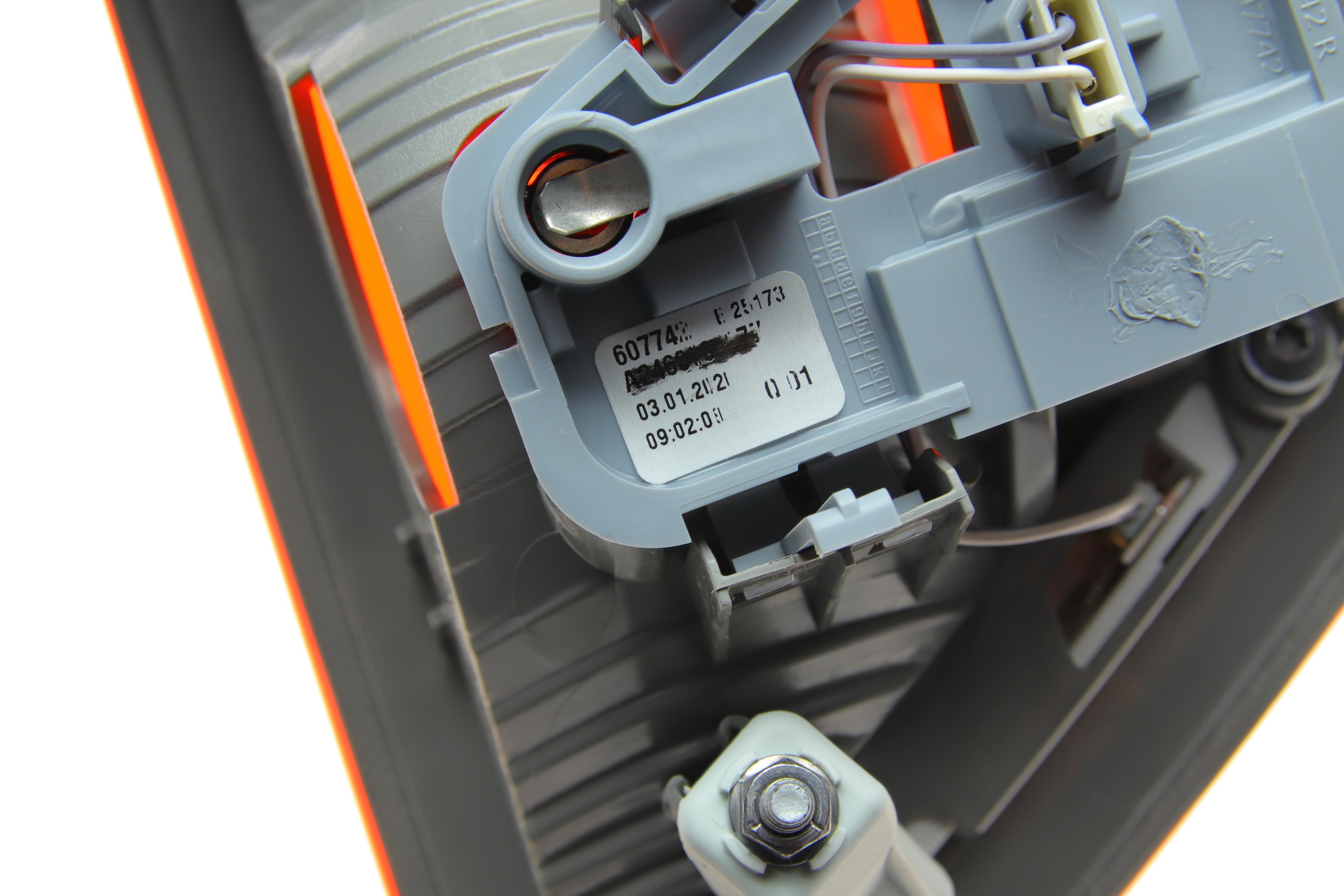 Ліхтар задній MB B-class (W246/W242) 12-18 (R)