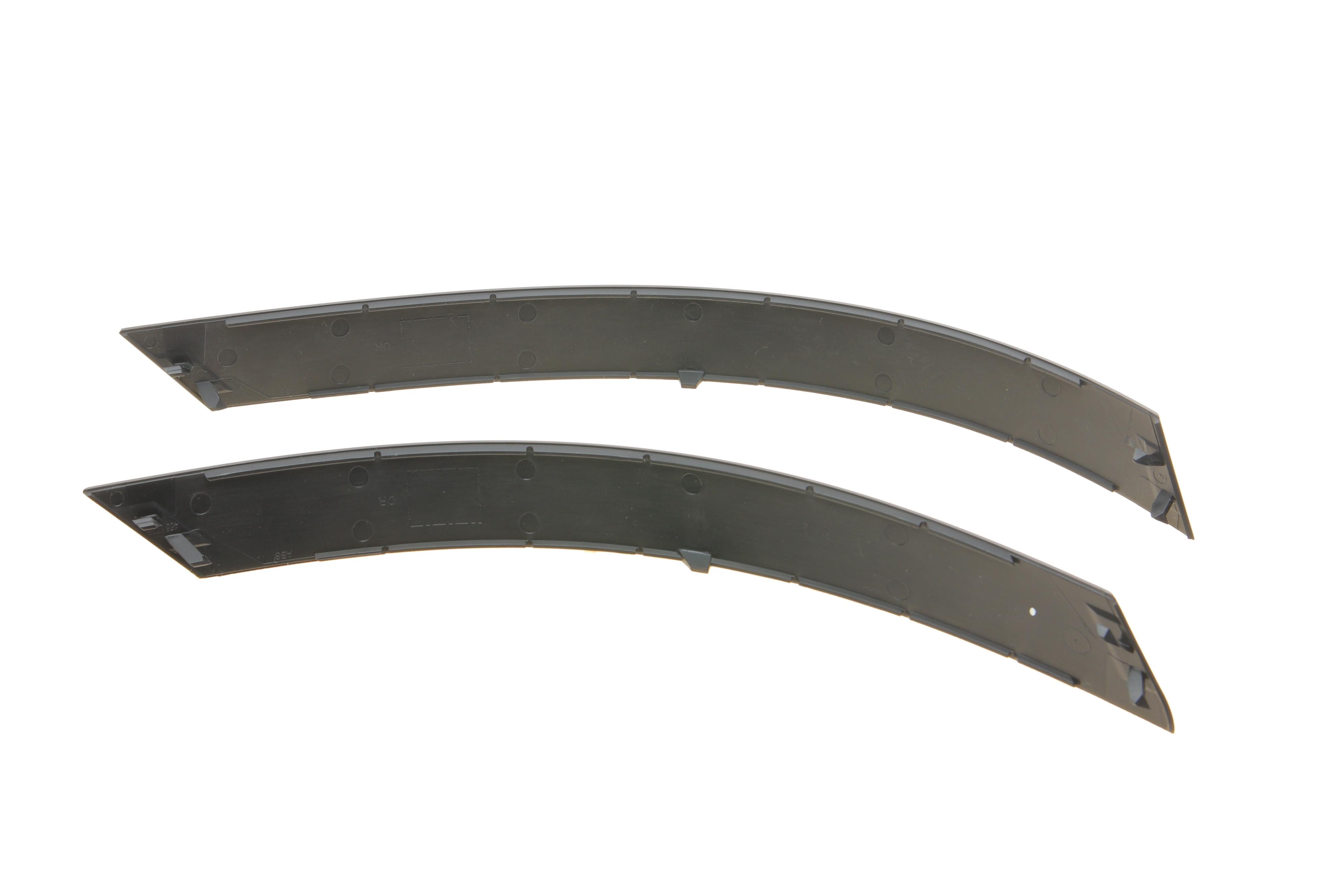 Накладка ліхтаря (заднього) MB S-class (W221) 06-13 (R)