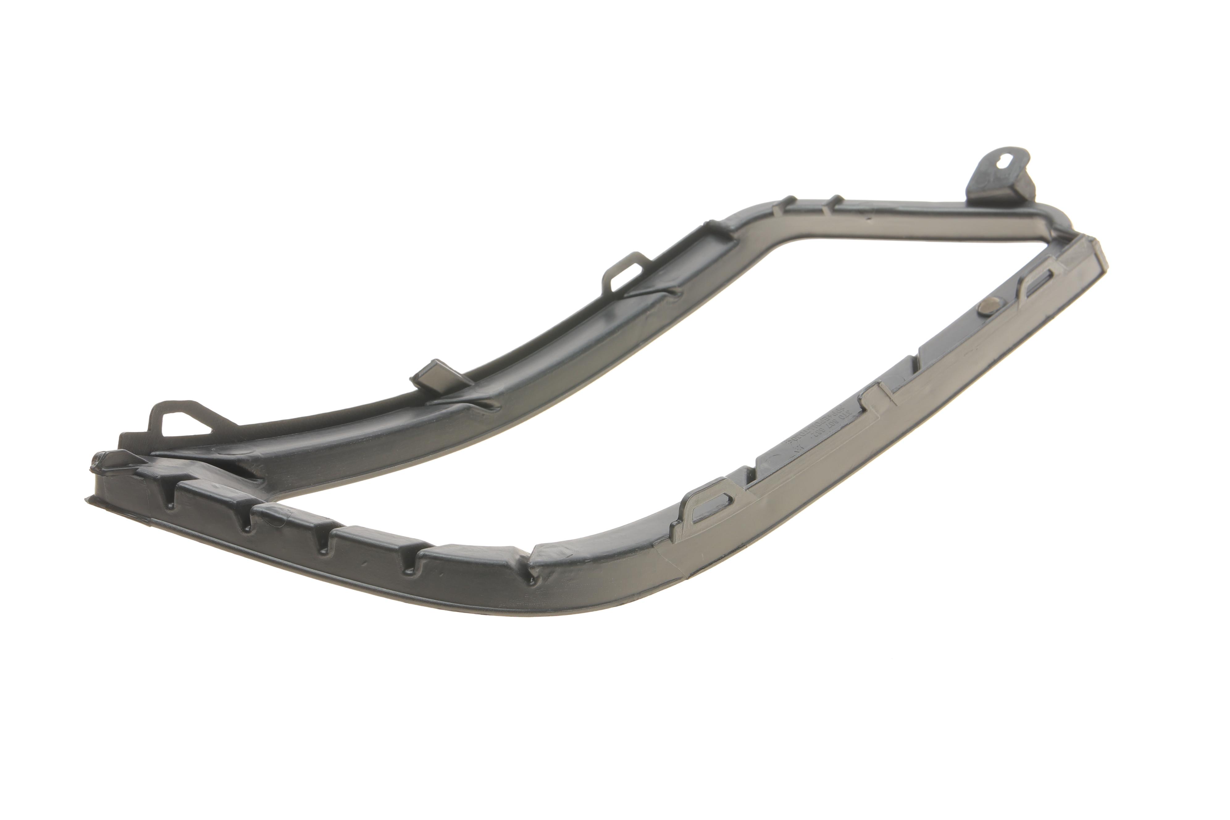 Вставка бампера (під протитуманку) Skoda Superb 08-15 (R)