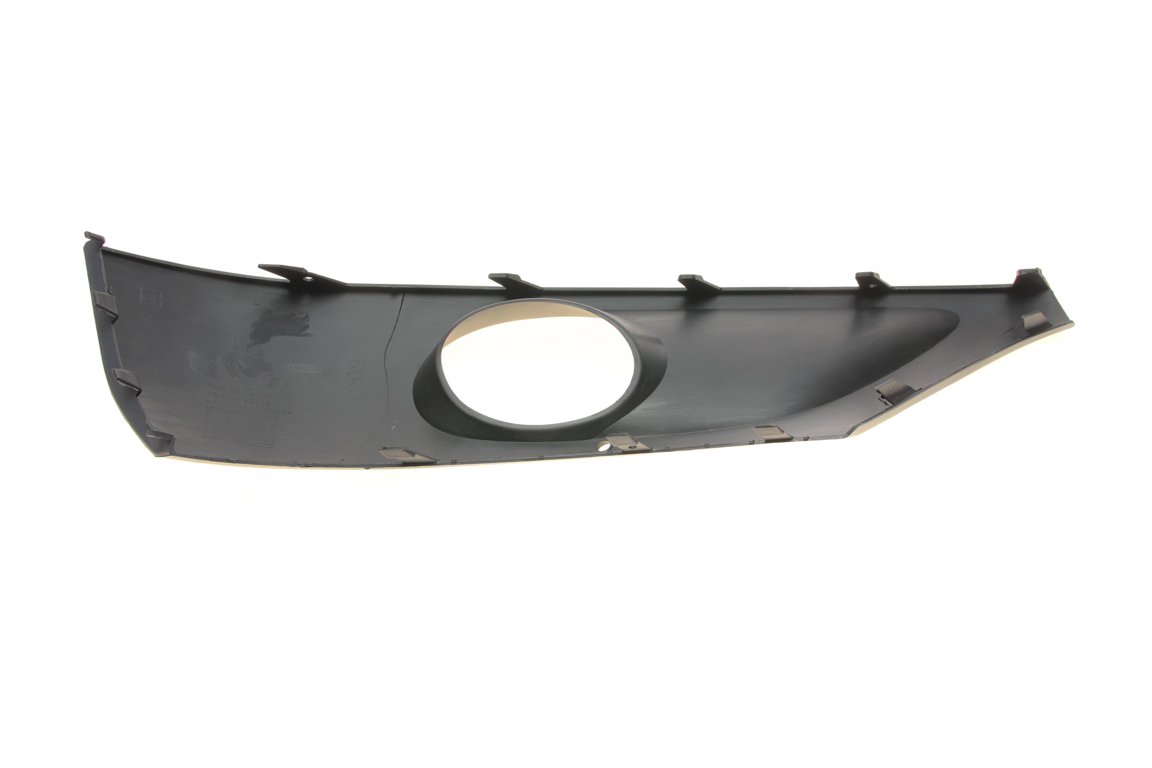 Вставка бампера (під протитуманку) VW Touareg 10-18 (L)