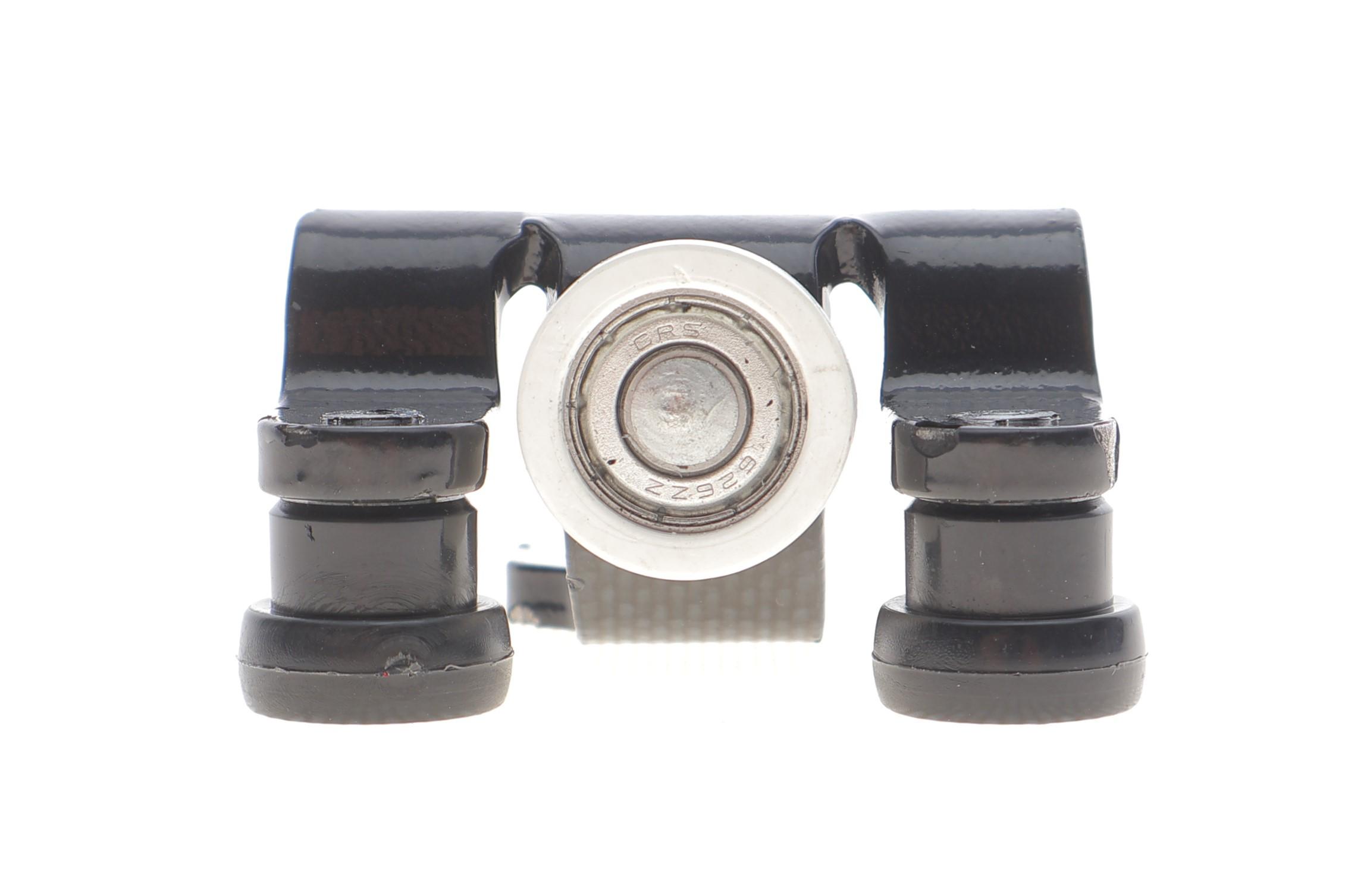 Ролик дверей (бічних/нижній) Fiat Doblo 10- (R)