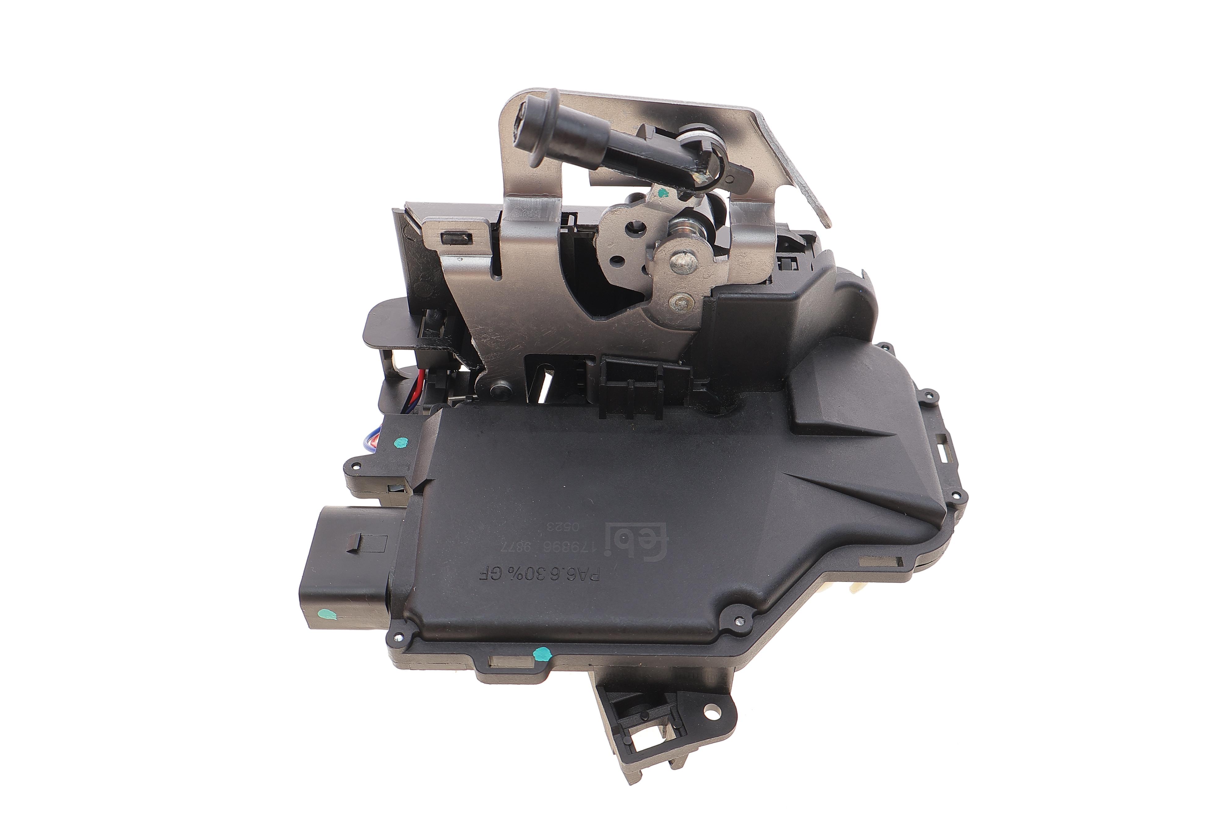 Замок дверей (передніх/R) Audi A4/A6 97-05