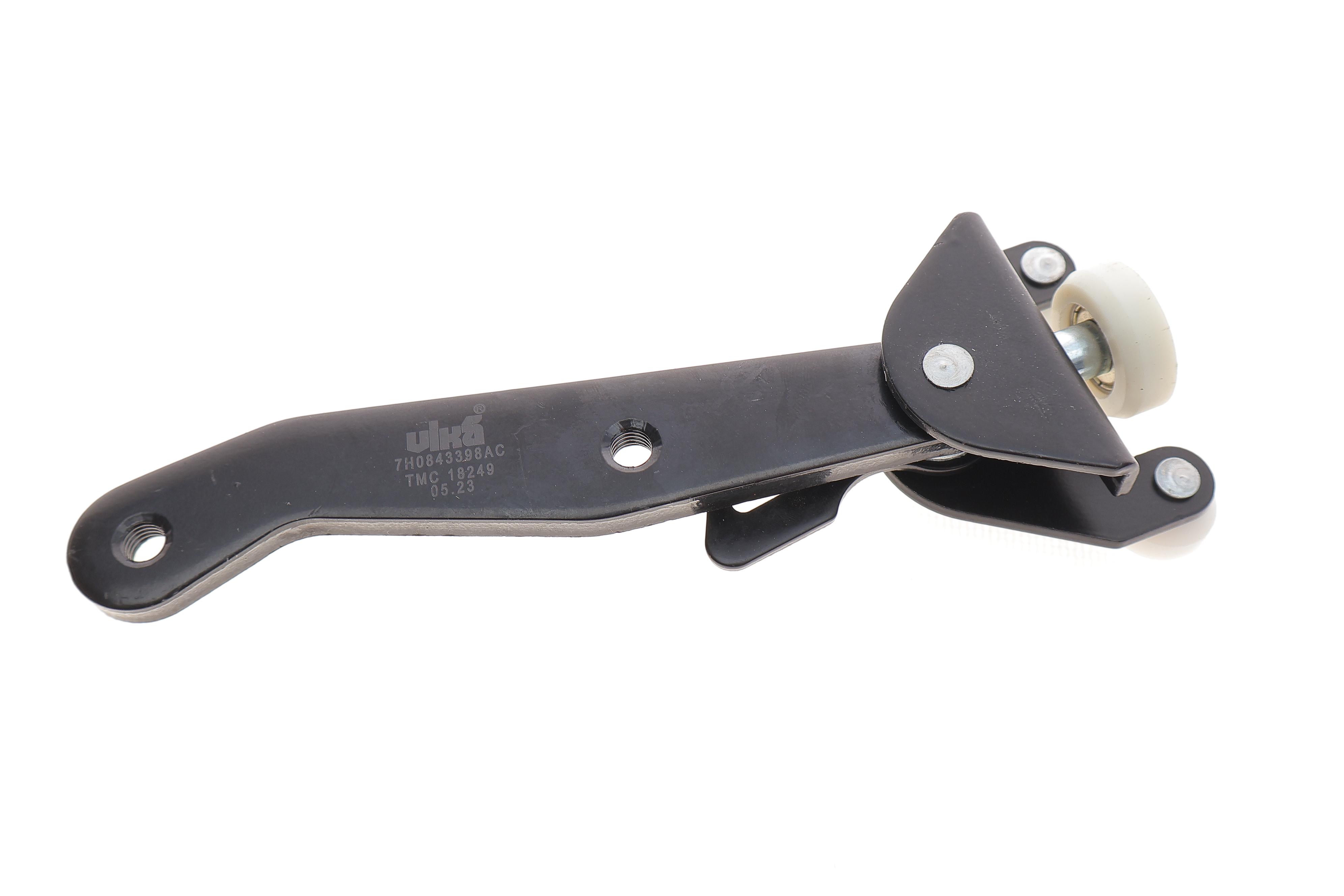 Ролик дверей (бічних/нижній) VW T5/T6 03- (R) (з кронштейном)