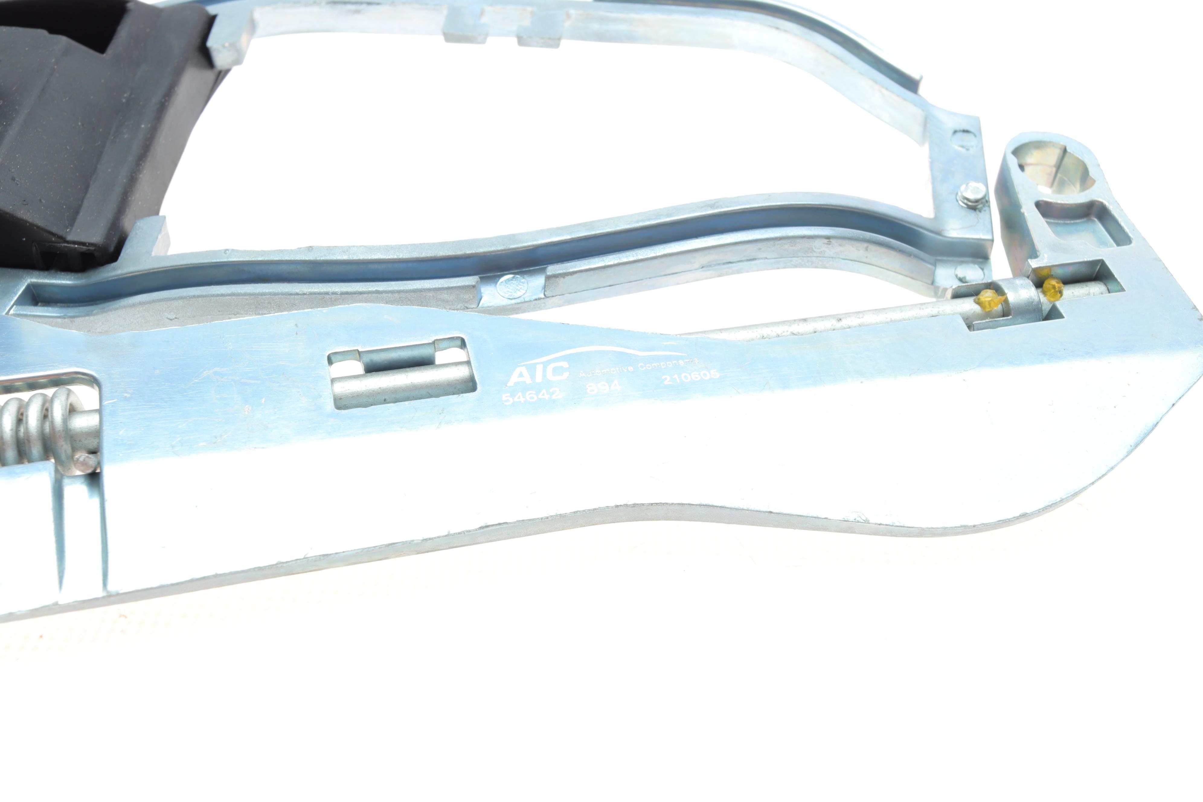 Рама ручки дверей (передніх) (R) BMW X5 (E53) 00-06