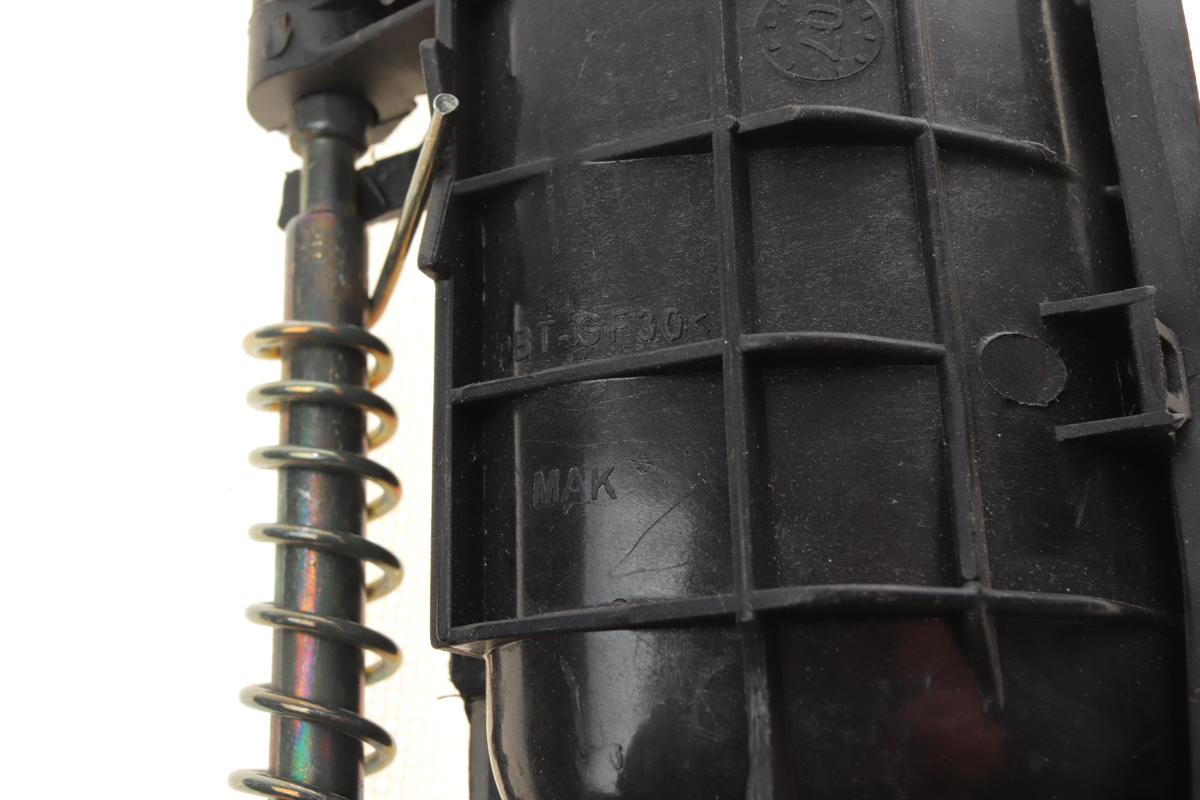 Ручка дверей (задніх/всередині) Citroen Berlingo/Peugeot Partner 96-08