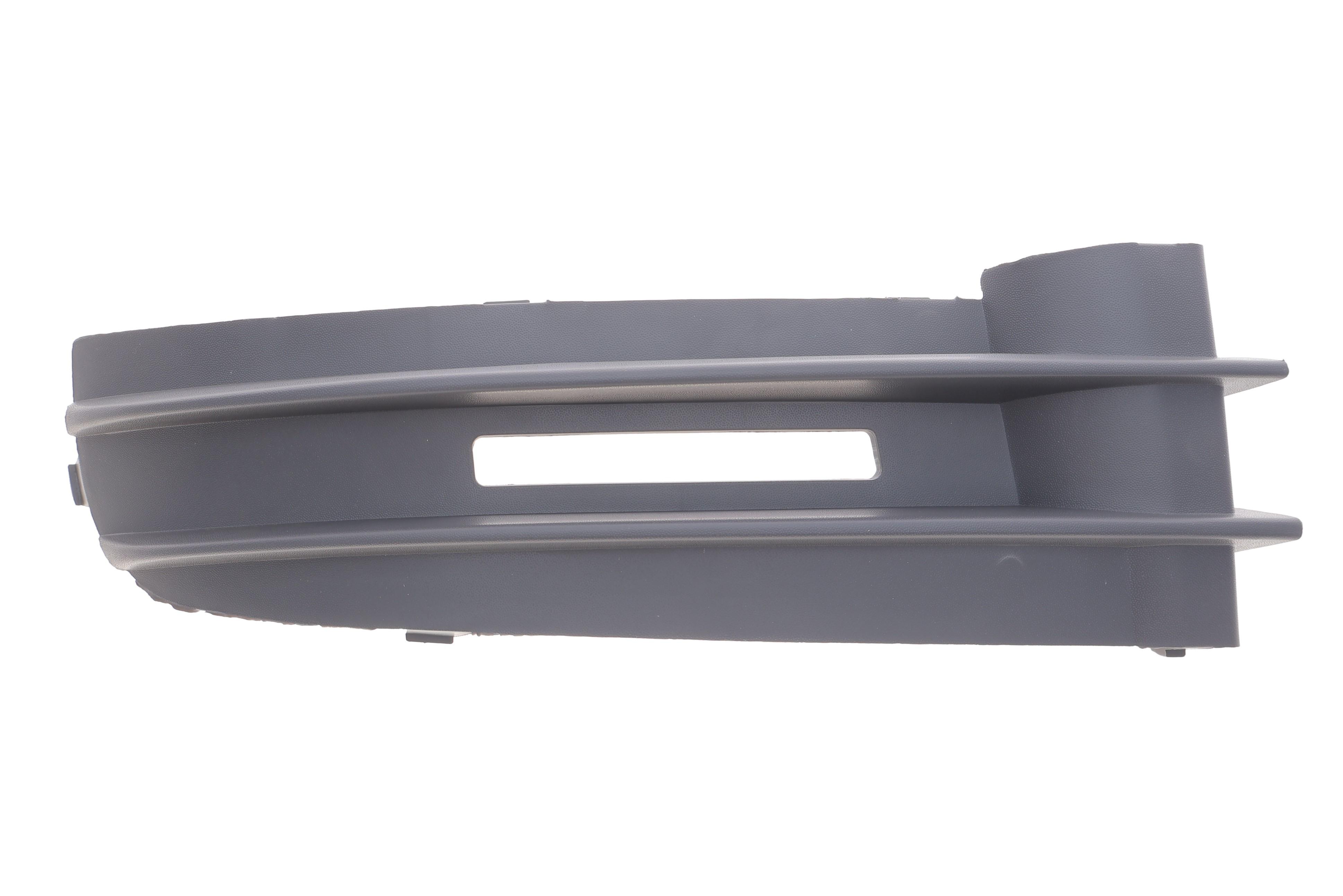 Вставка бампера (без протитуманки) VW Caddy 03- (R) (8530.10)