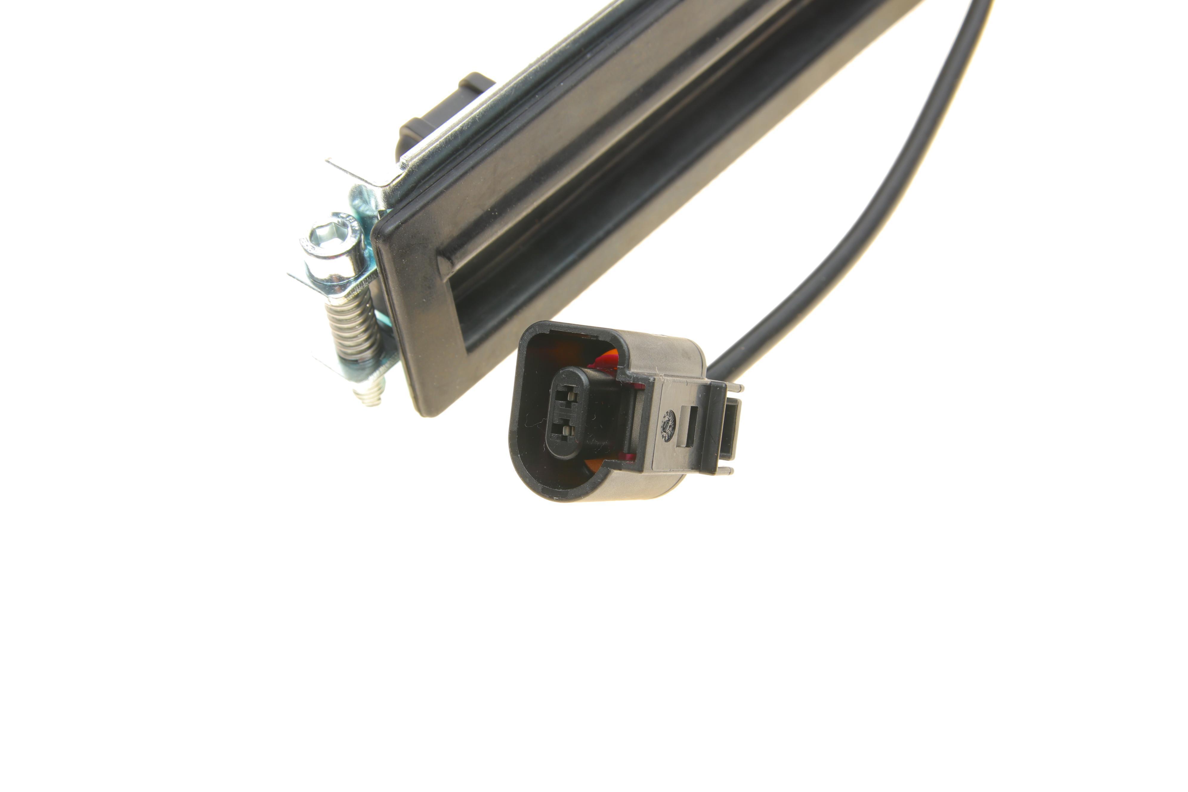 Ручка відкривання багажника VW Passat 00-05