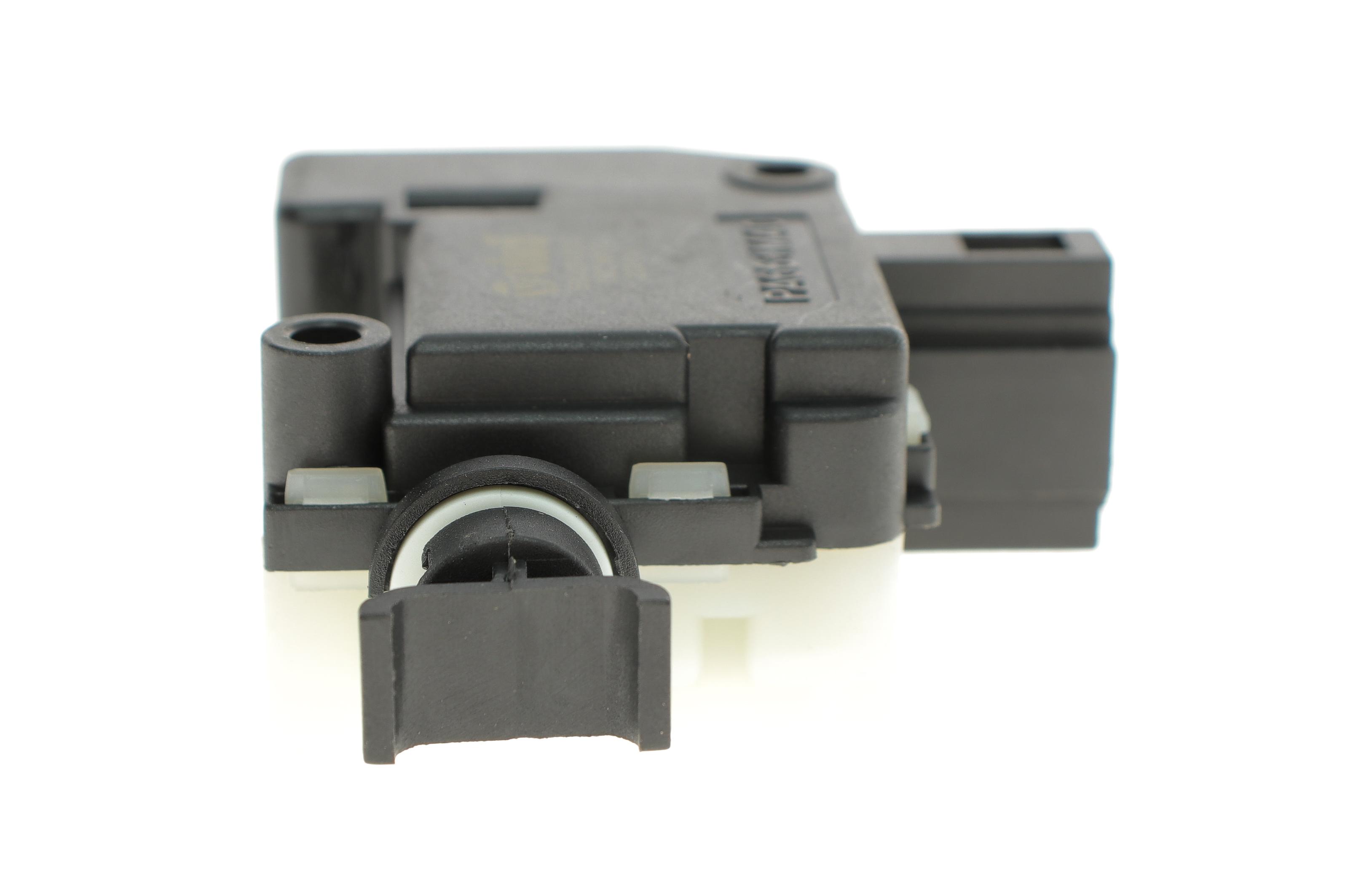 Замок кришки багажника VW Golf IV/Passat 96-05