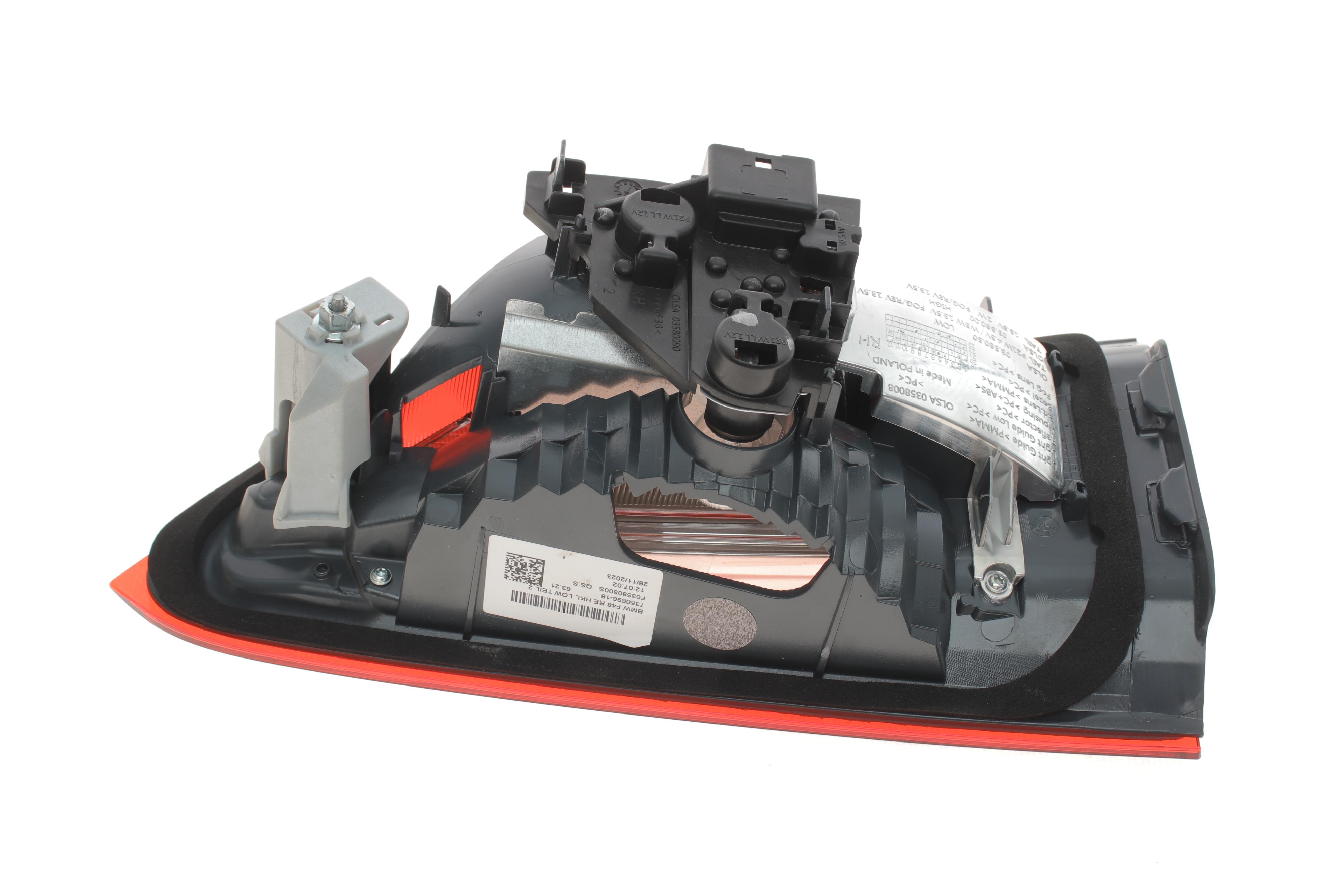 Ліхтар задній BMW X1 (F48) 15- (R) B38/B46/B47/B48