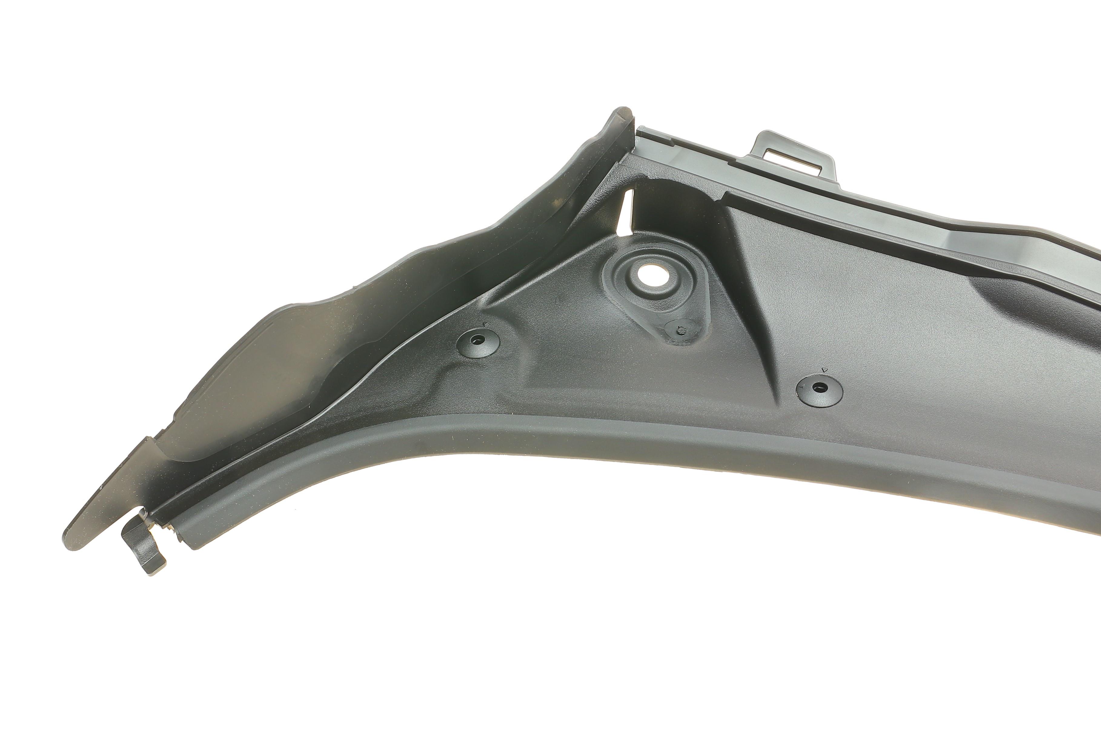 Накладка скла лобового BMW 3 (F30) 11-