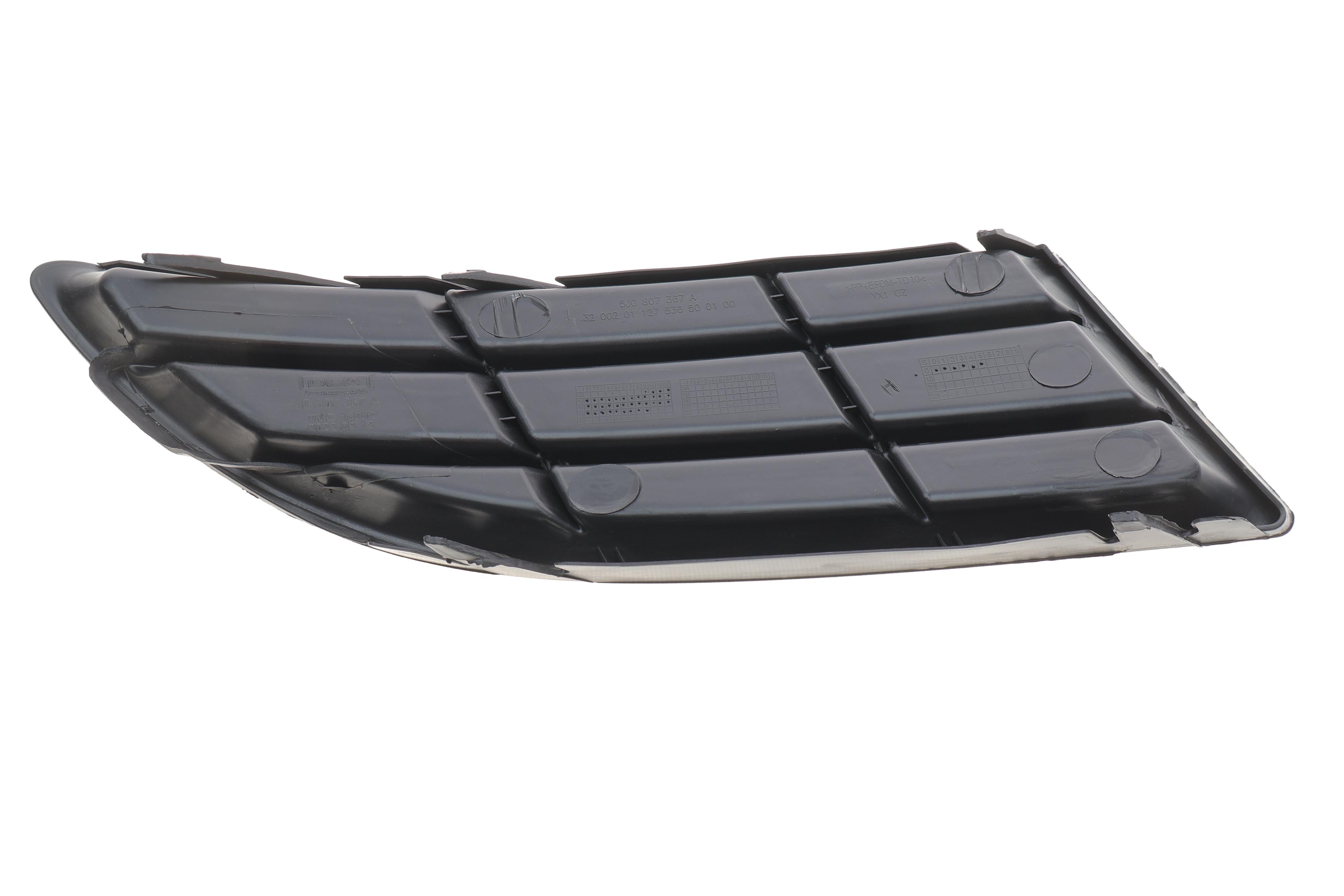 Вставка бампера (без протитуманки) Skoda Fabia/Roomster 06-15 (L)